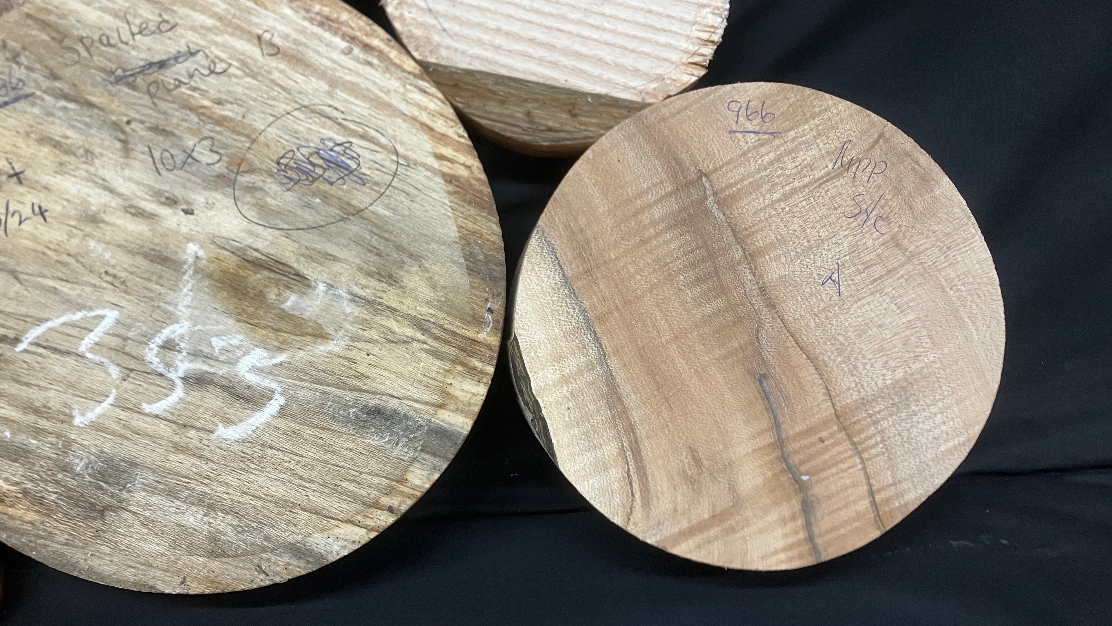 x6 mixed grade and mixed dry hardwood turning blank bundles  (966)