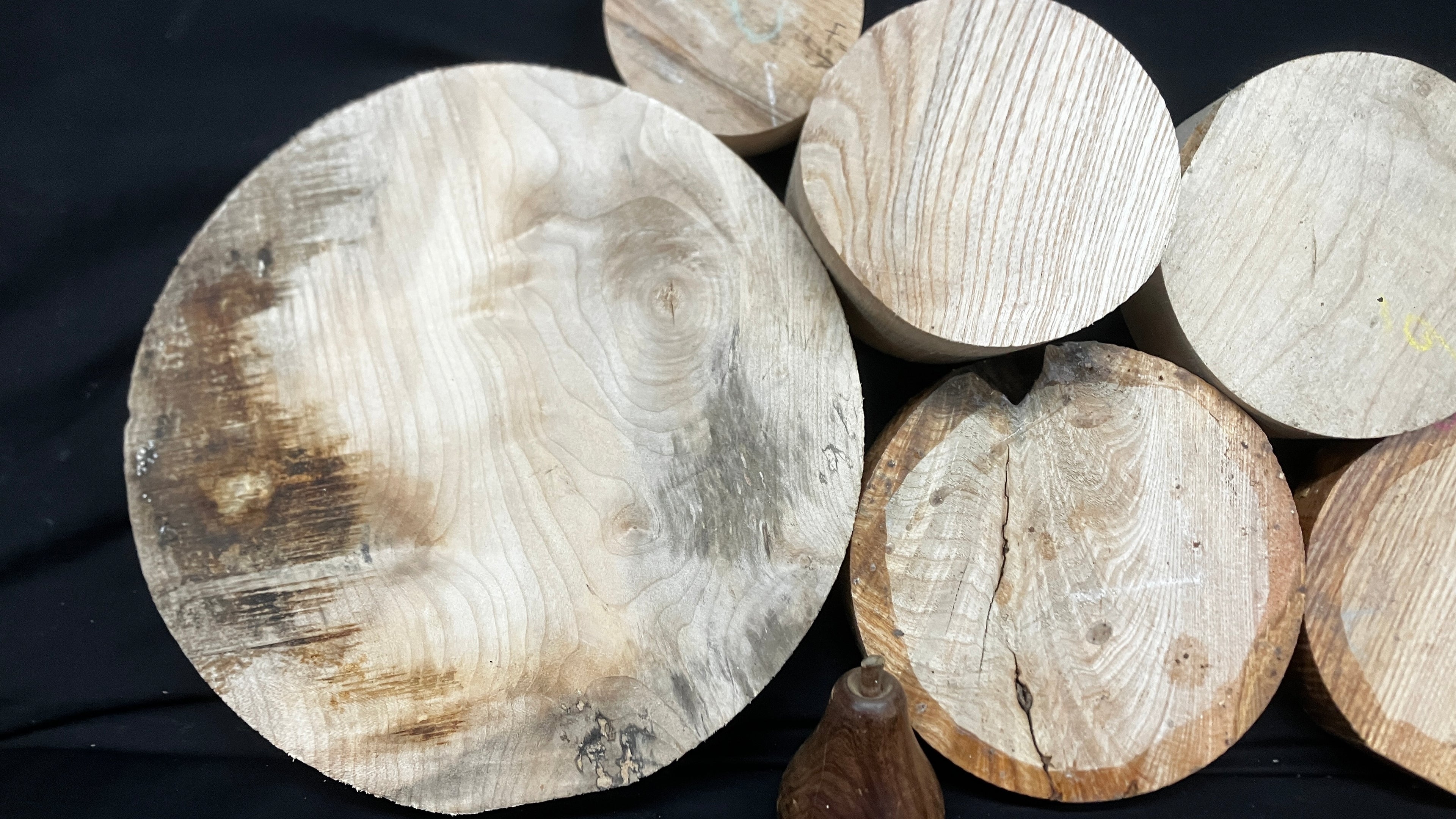 x6 mixed grade and mixed dry hardwood turning blank bundles  (967)