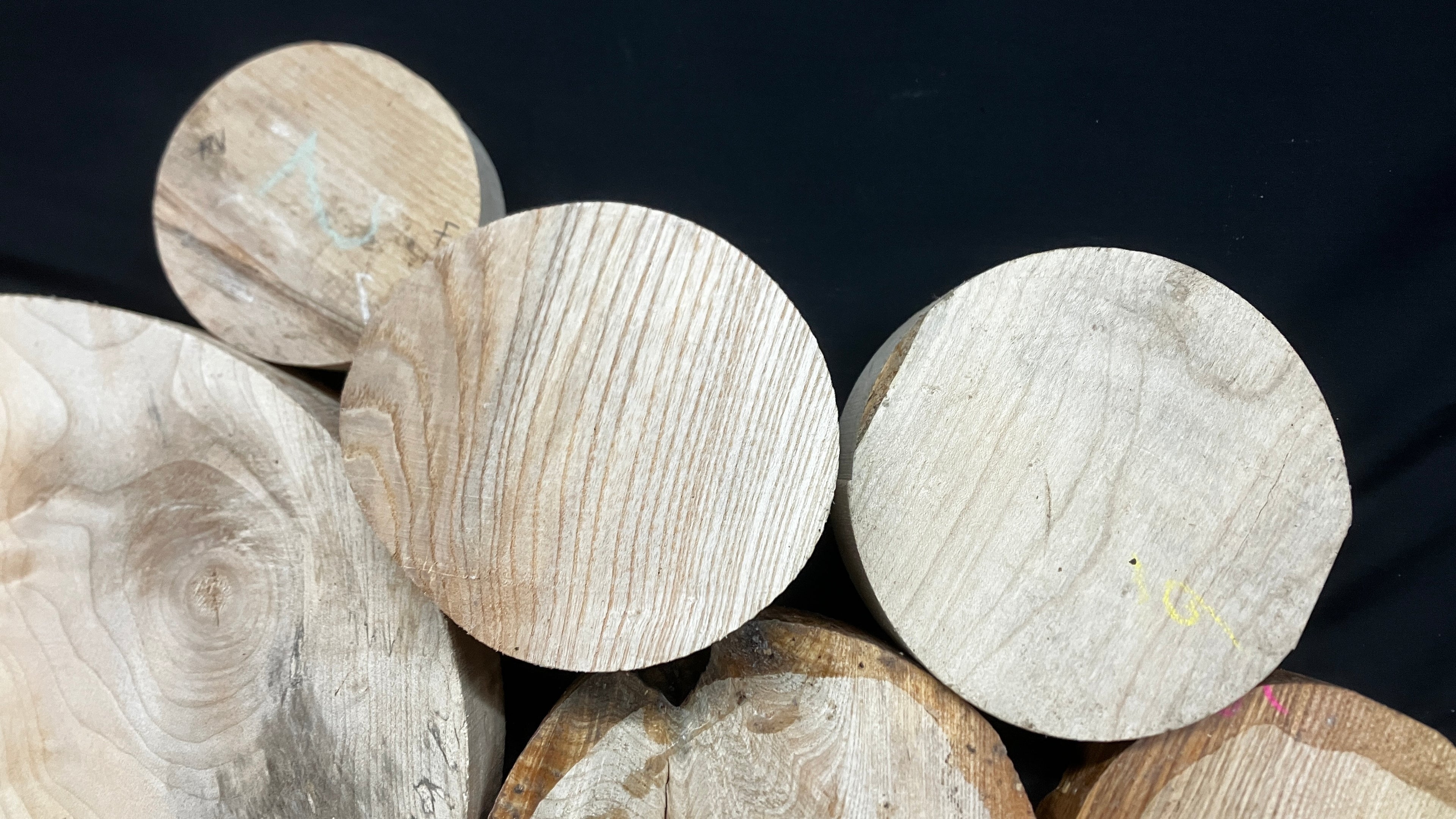 x6 mixed grade and mixed dry hardwood turning blank bundles  (967)