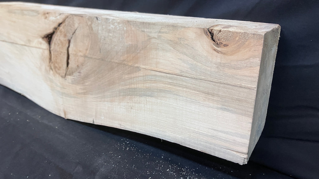 Lime block, mantle piece 1018 L x 210 W x 83 D (mm)    (895)