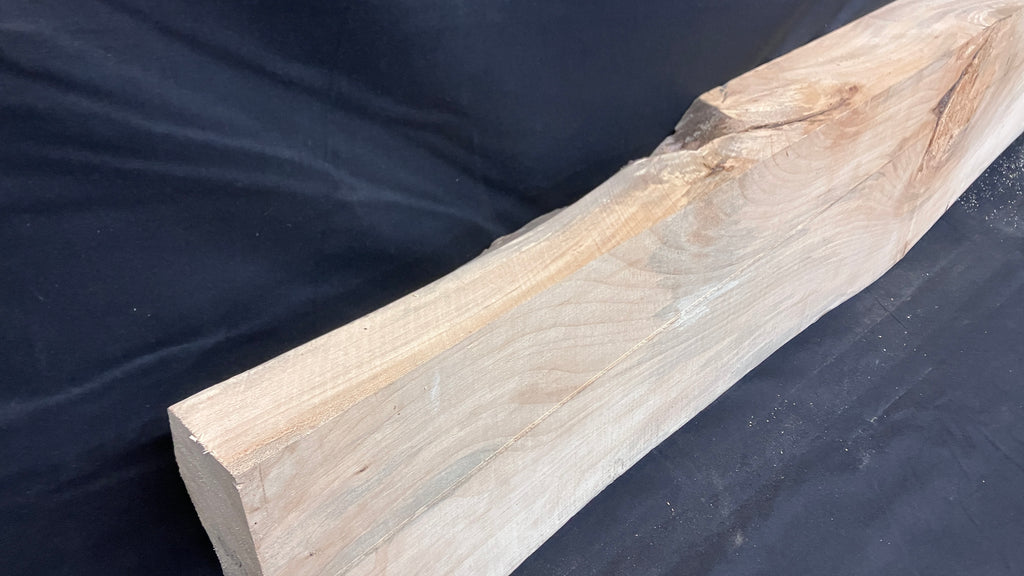 Lime block, mantle piece 1018 L x 210 W x 83 D (mm)    (895)