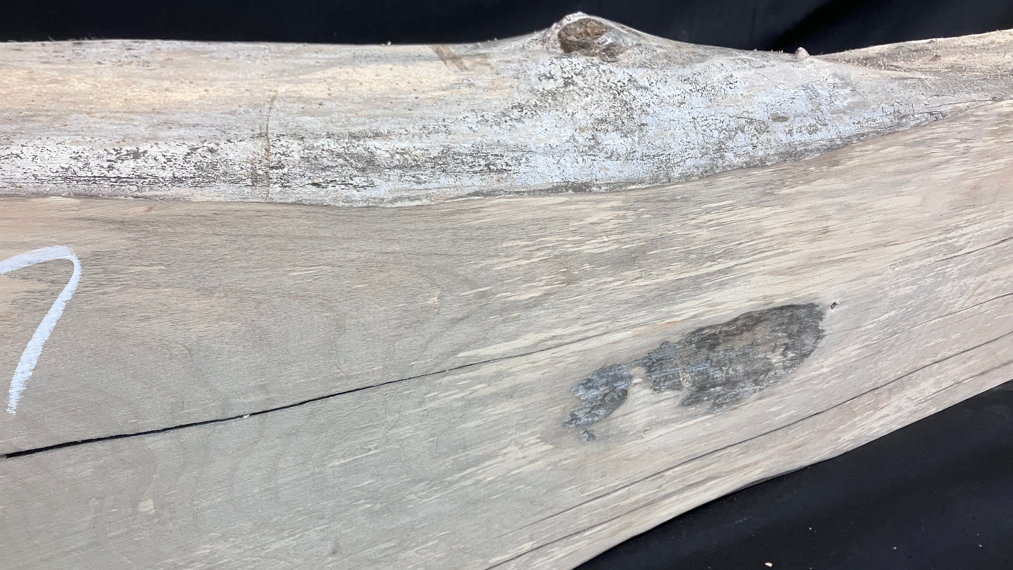 Lime block,mantle piece 861 L x 255 W x 83 D (mm)    (897)