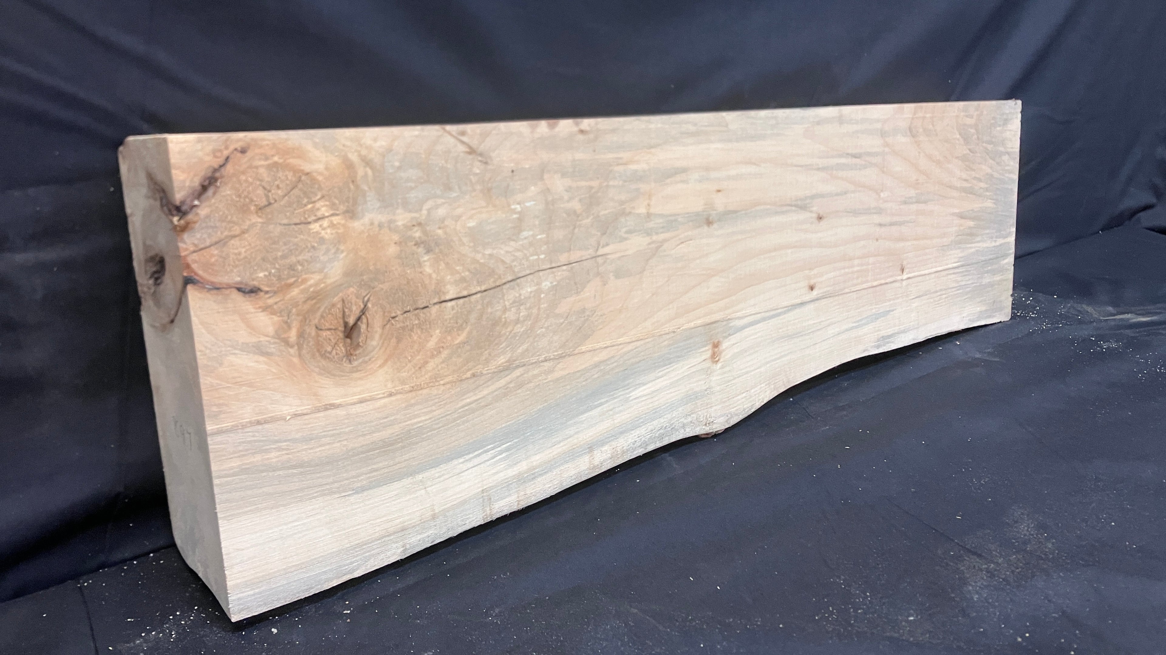 Lime block,mantle piece 861 L x 255 W x 83 D (mm)    (897)