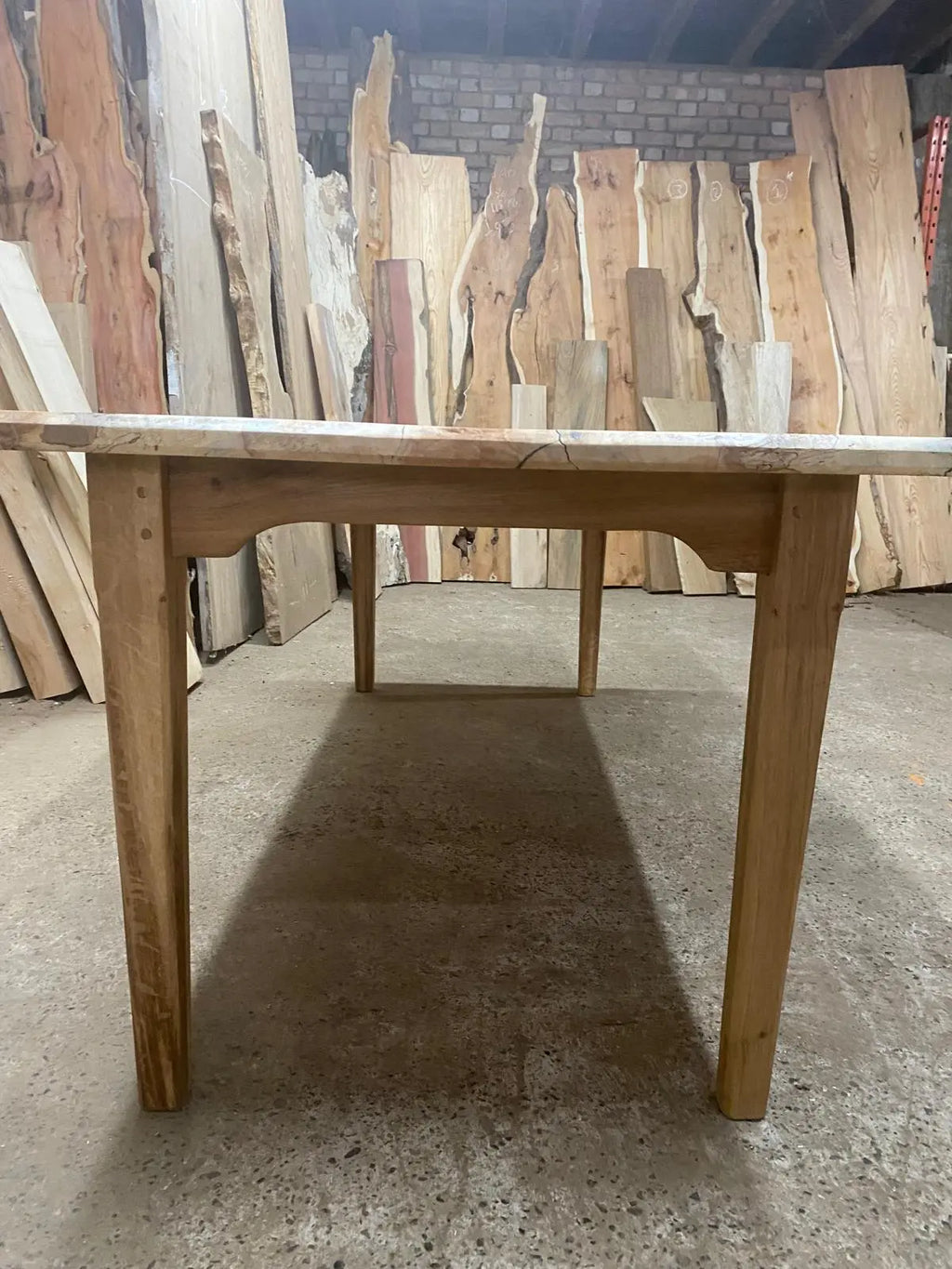 Spalted Beech Dining Table On Tapered Oak Legs 6-8 Seater. Dining Tables