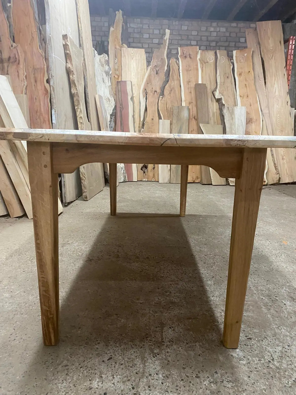 Spalted Beech Dining Table On Tapered Oak Legs 6-8 Seater. Dining Tables