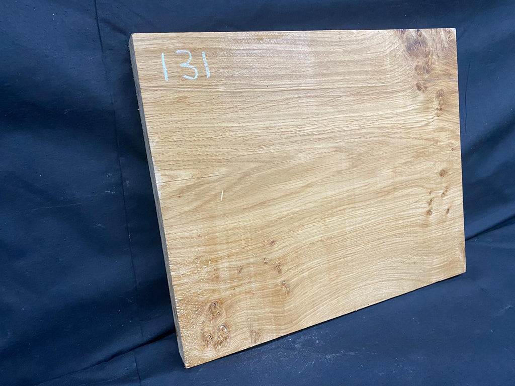 OAK HARDWOOD PLANK, CRAFTS, SHELVING  467 L x 382 W x 40 D mm (131)