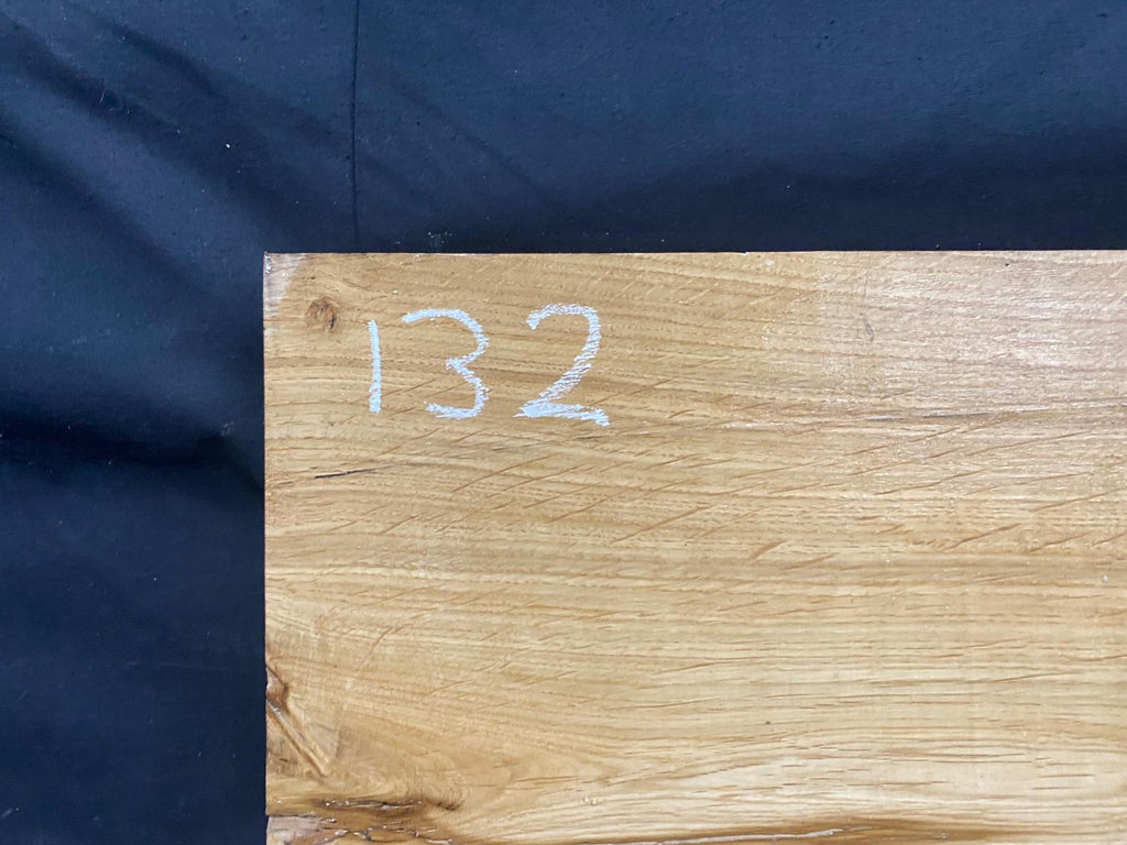 OAK HARDWOOD PLANK, CRAFTS, SHELVING  450 L x 382 W x 40 D mm (132)