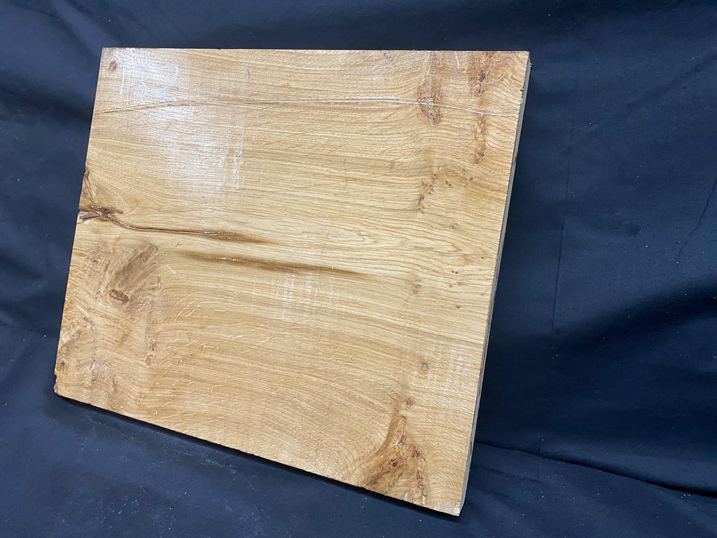 OAK HARDWOOD PLANK, CRAFTS, SHELVING  450 L x 382 W x 40 D mm (132)