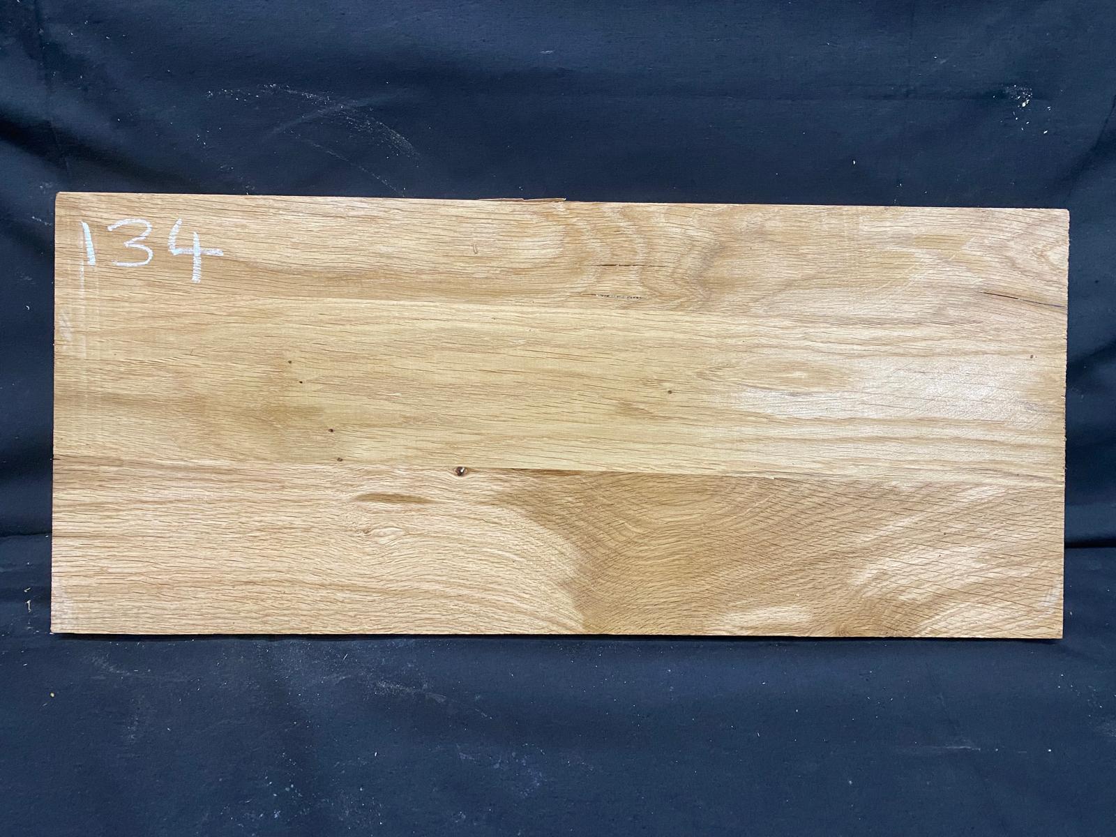 OAK HARDWOOD PLANK, CRAFTS, SHELVING  567 L x 243 W x 23 D mm (134)
