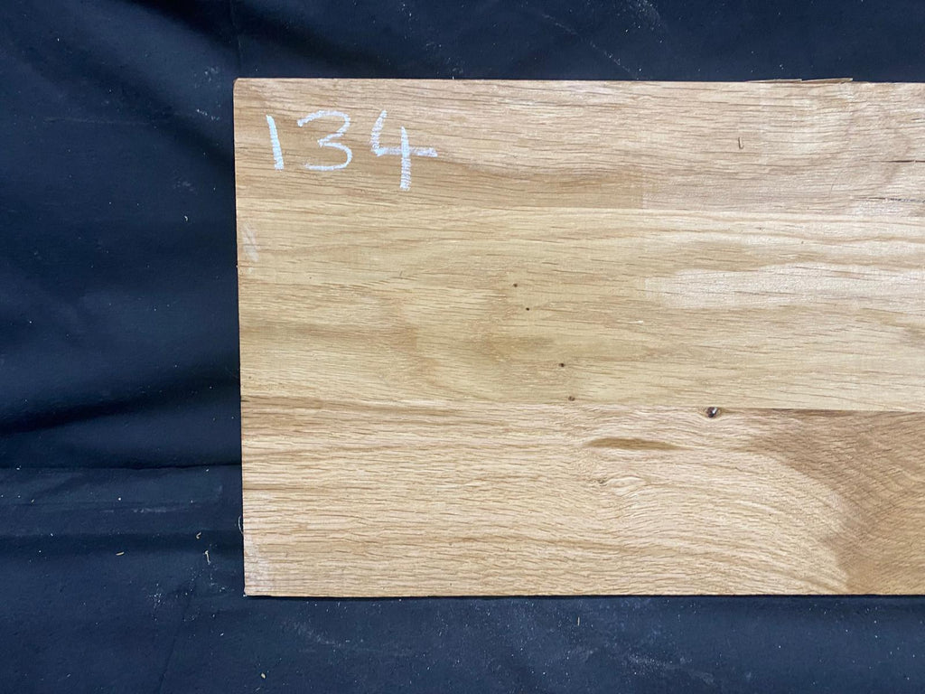 OAK HARDWOOD PLANK, CRAFTS, SHELVING  567 L x 243 W x 23 D mm (134)