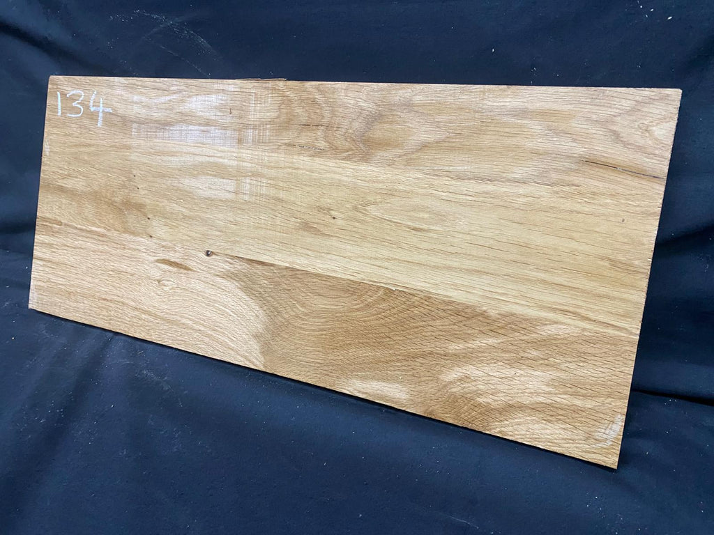 OAK HARDWOOD PLANK, CRAFTS, SHELVING  567 L x 243 W x 23 D mm (134)