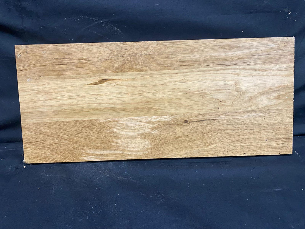 OAK HARDWOOD PLANK, CRAFTS, SHELVING  567 L x 243 W x 23 D mm (134)