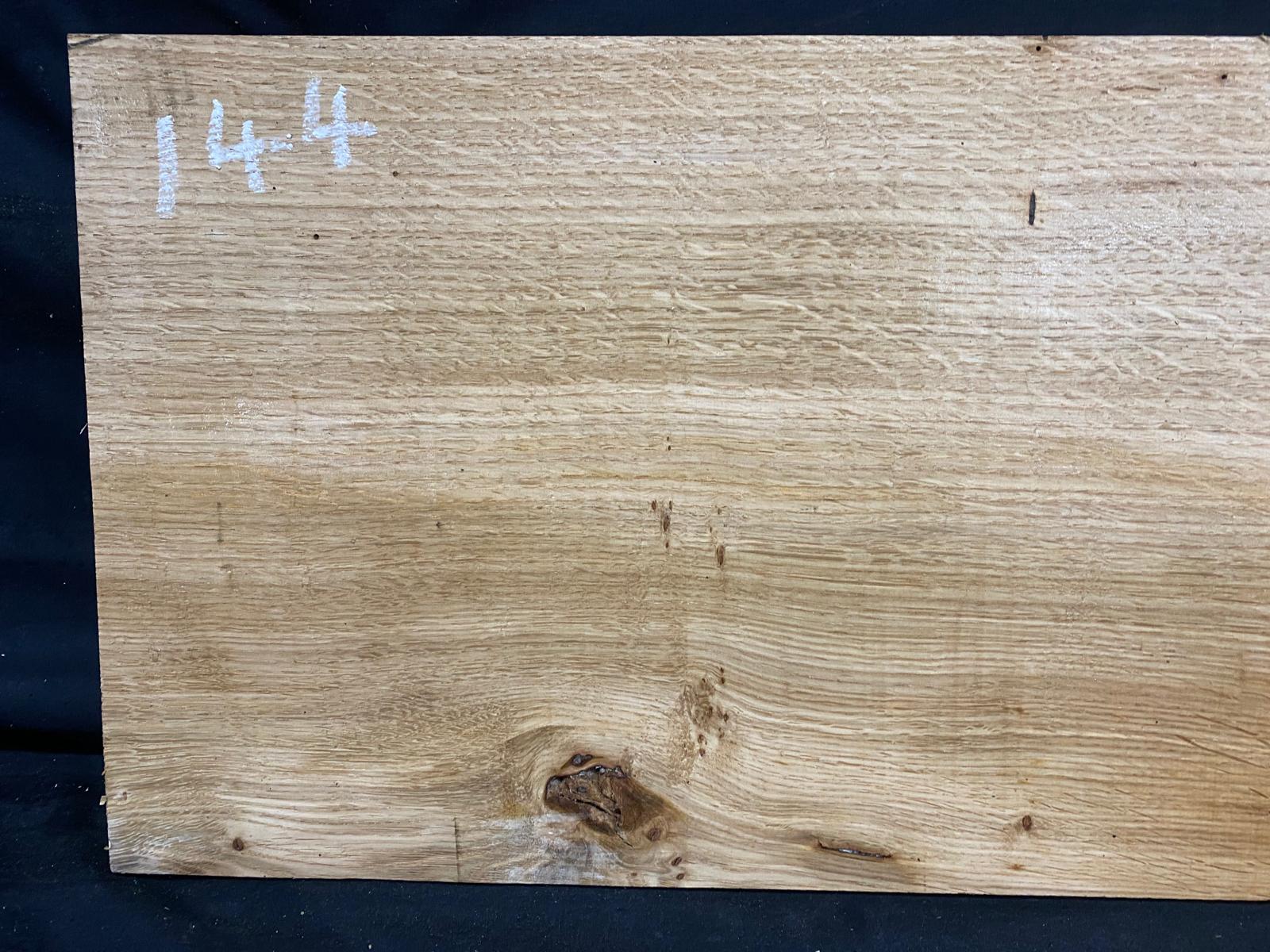 OAK HARDWOOD SHELVING, TIMBER, WOOD, 830 L x 297 W x 22 D mm (144)