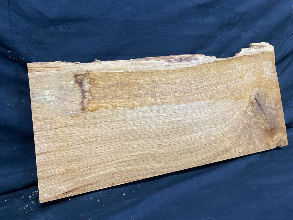 OAK HARDWOOD TIMBER, WOOD, PLANKS 671 L x 314 W x 47 D mm (147)