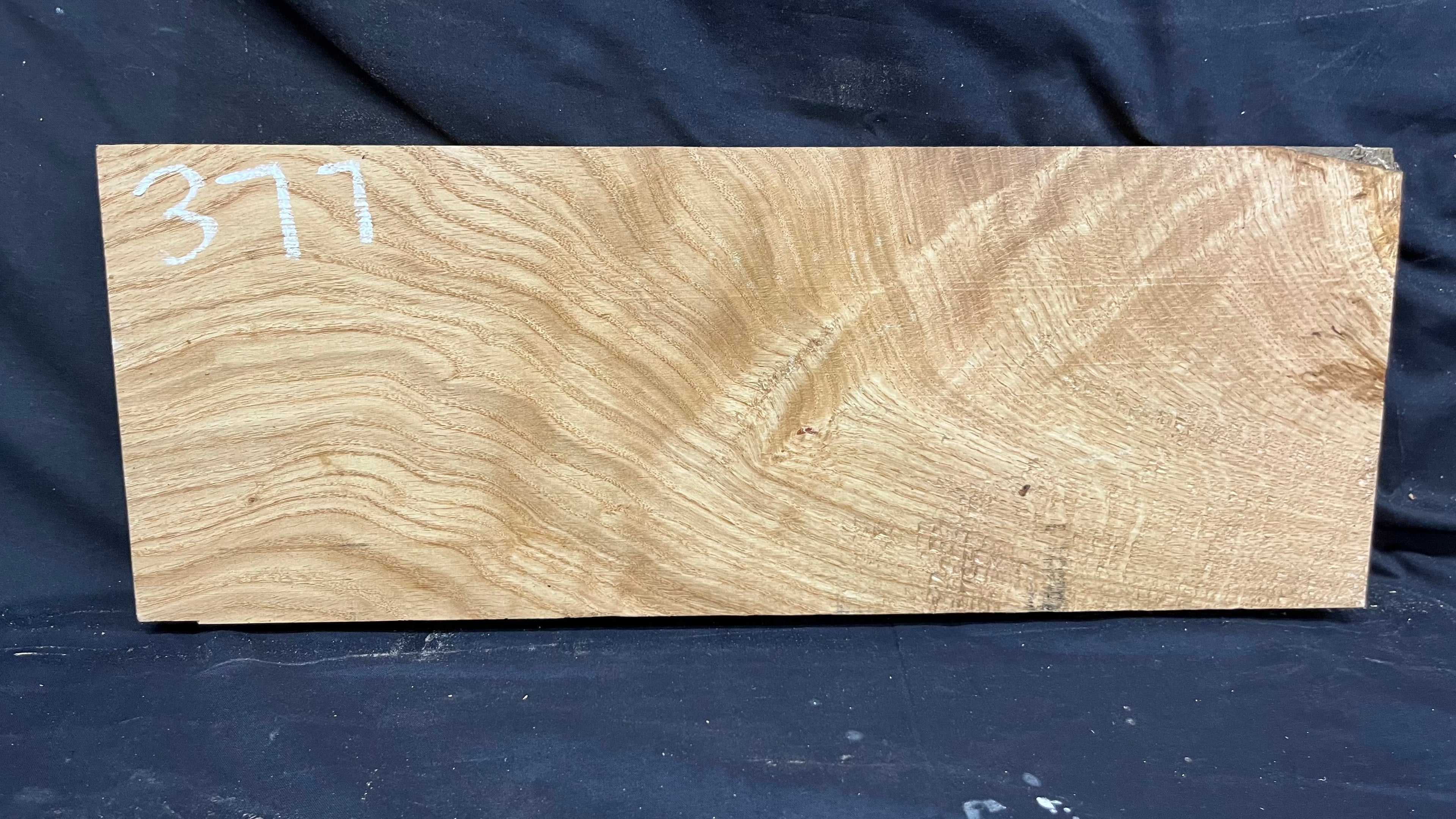 Oak mantle, floating shelf, board, slab, 465 L x 173 W x 39 D mm    (377)