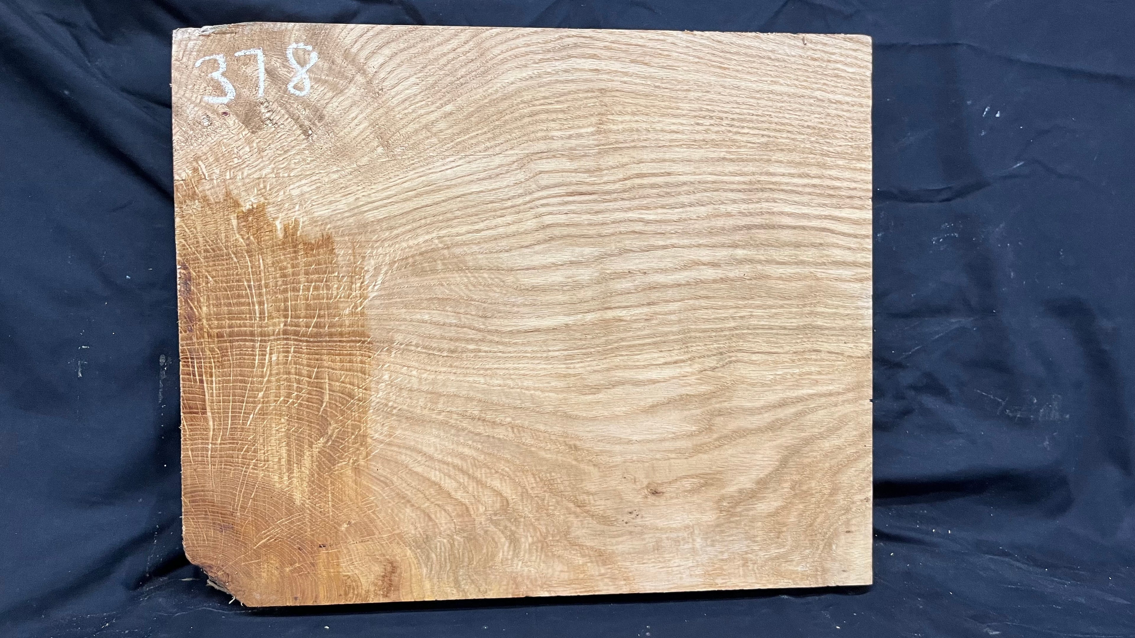Oak chopping block, floating shelf, board, slab, 467 L x 384 W x 41 D mm    (378)