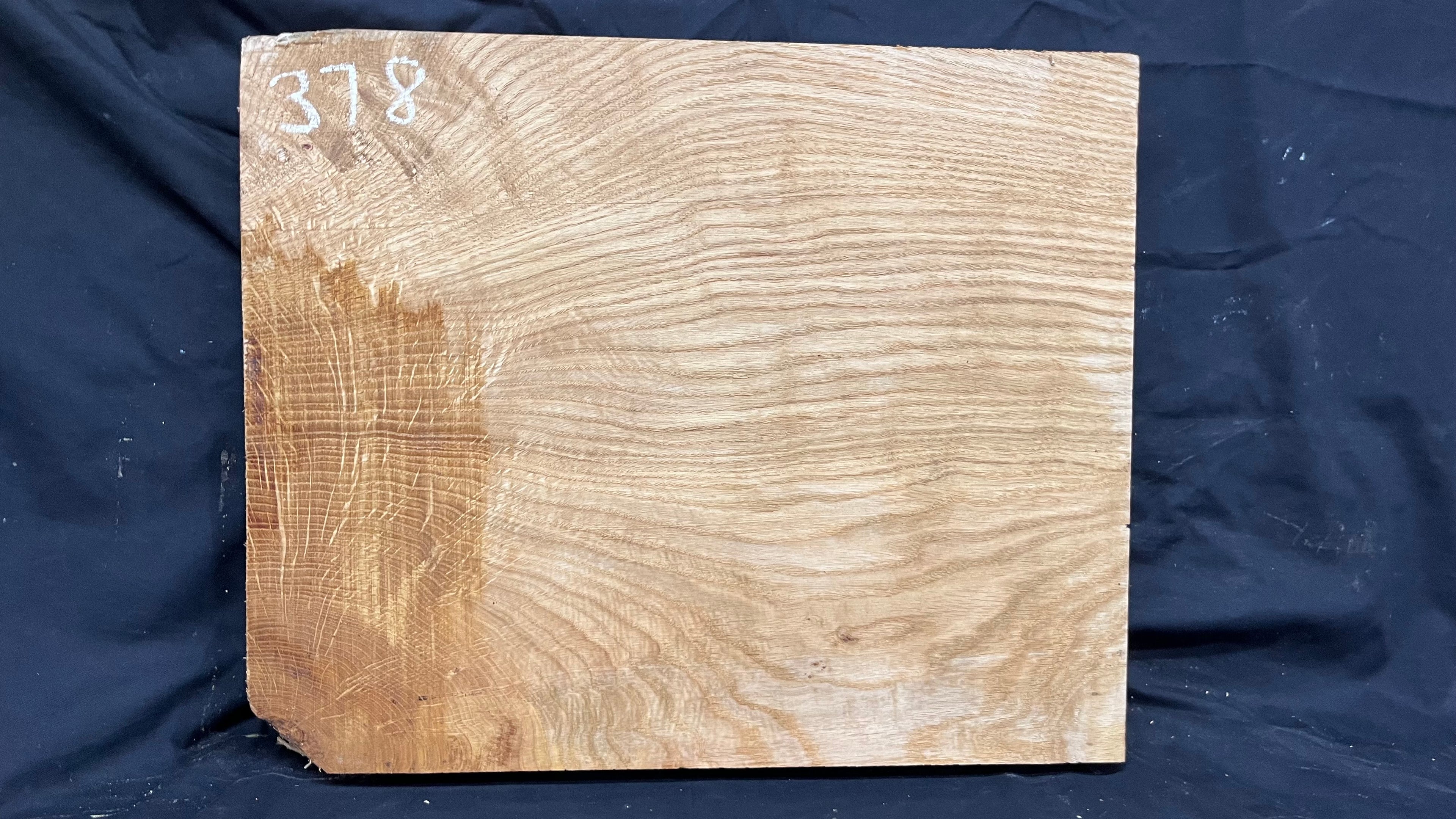 Oak chopping block, floating shelf, board, slab, 467 L x 384 W x 41 D mm    (378)