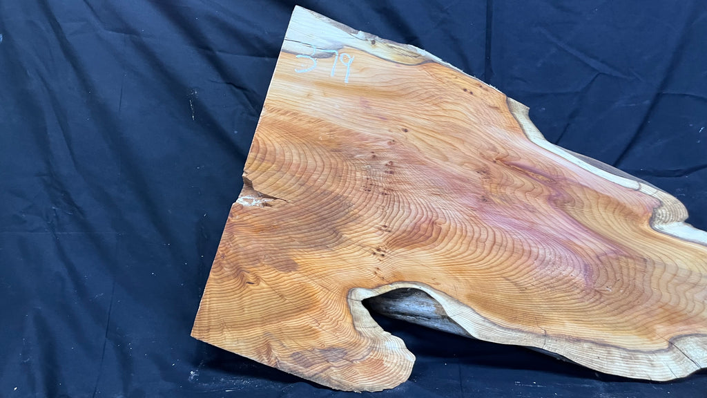 Hardwood yew, slab, board 1023 L x 455 W x 47 D mm    (379)