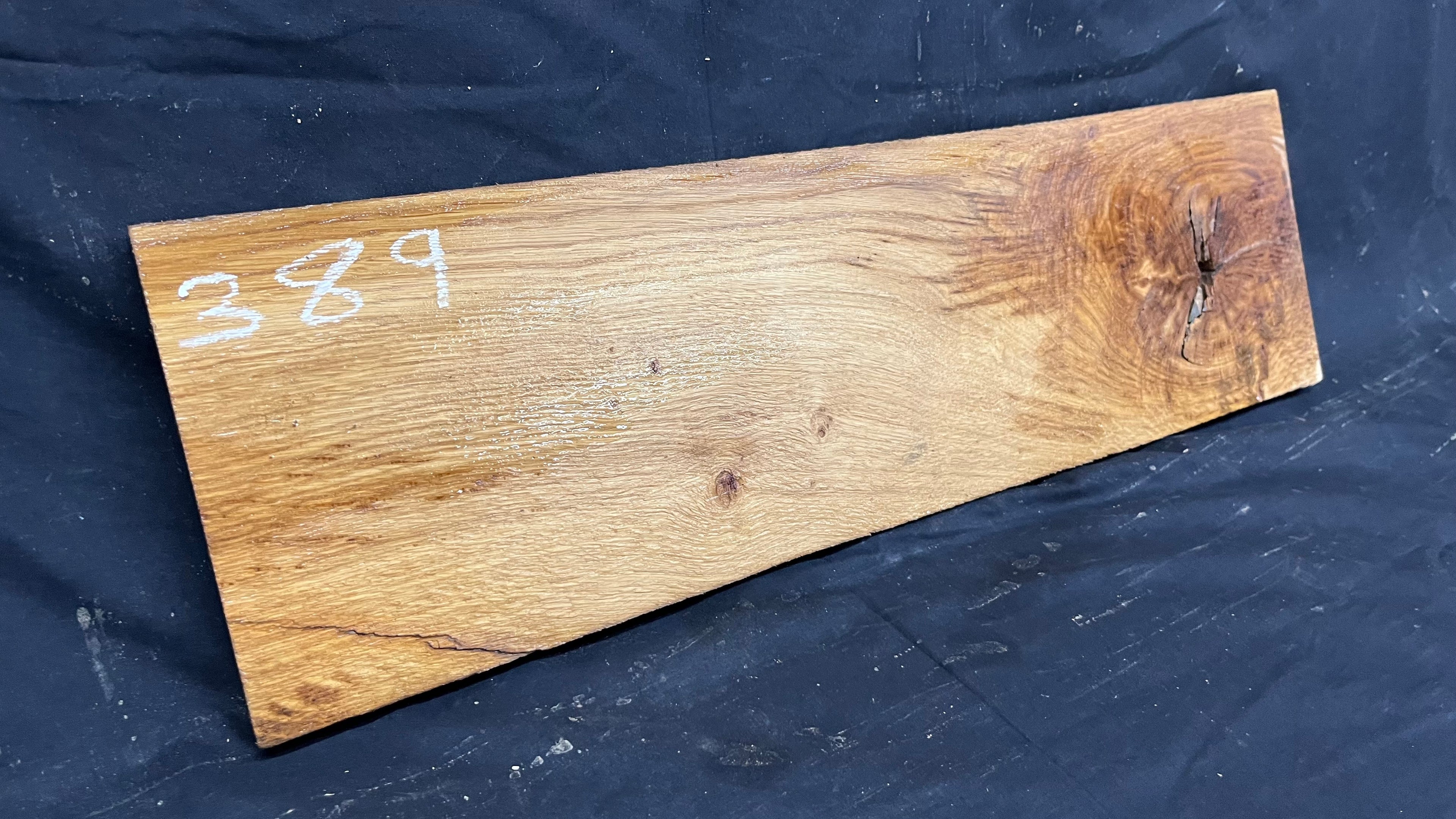 Oak sill, floating shelf, board, slab, 634 L x 185 W x 24 D mm    (389)