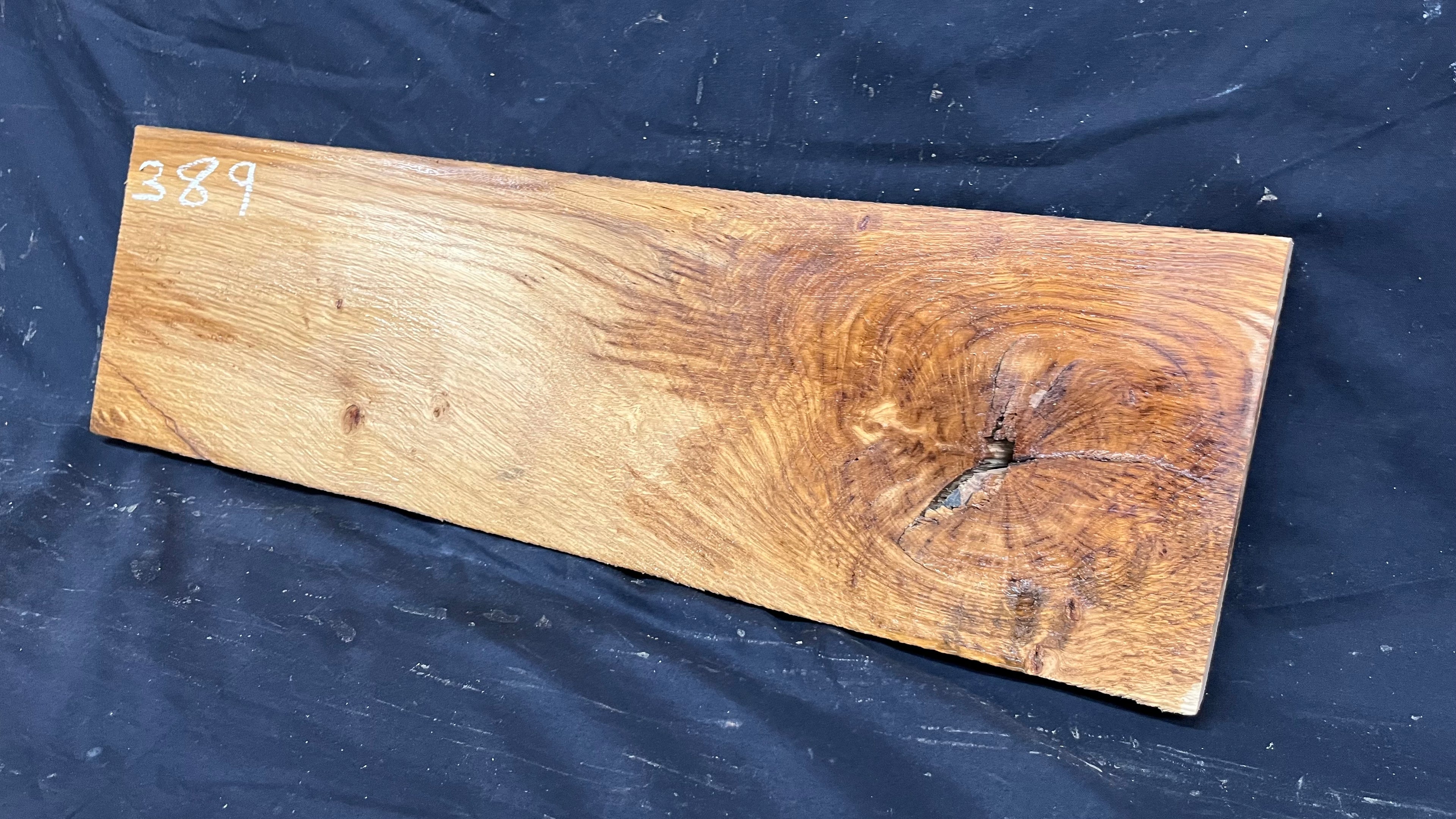 Oak sill, floating shelf, board, slab, 634 L x 185 W x 24 D mm    (389)