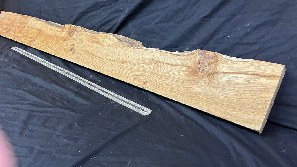 OAK HARDWOOD SHELVING, MANTLE, SHELF 1724 L x 161 W x 38 D mm (241)