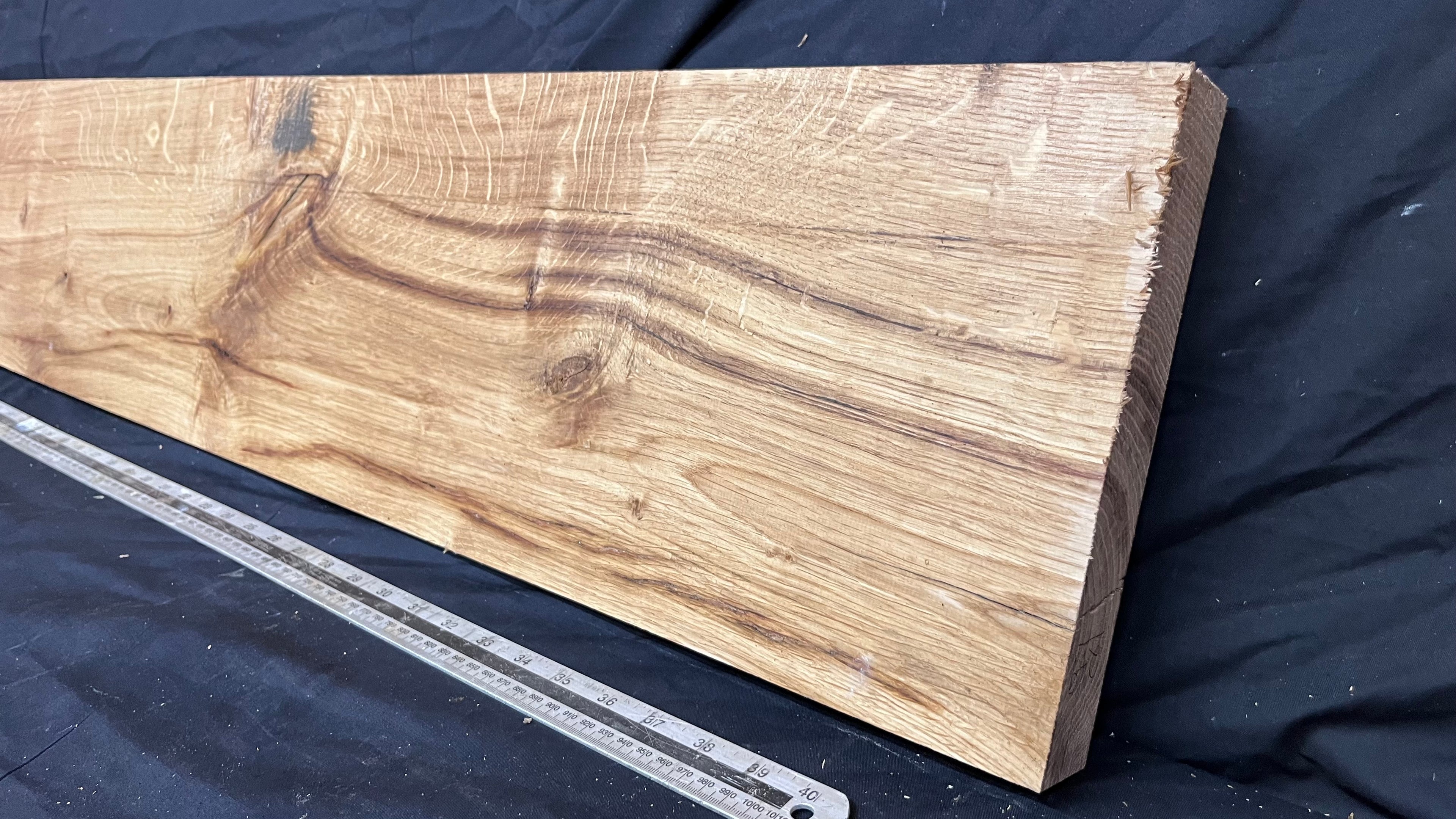 OAK HARDWOOD SHELVING, MANTLE, SHELF 1196 L x 233 W x 39 D mm (249)