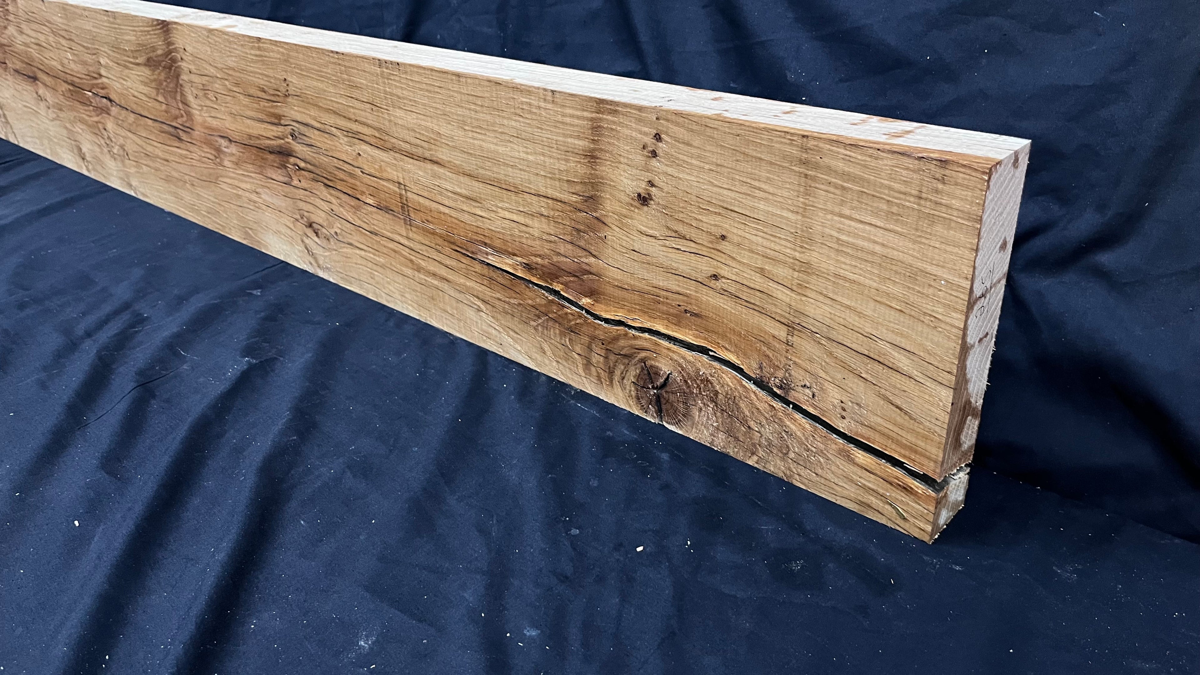 OAK HARDWOOD SHELVING, MANTLE, SHELF 1638 L x 205 W x 45 D mm (265)