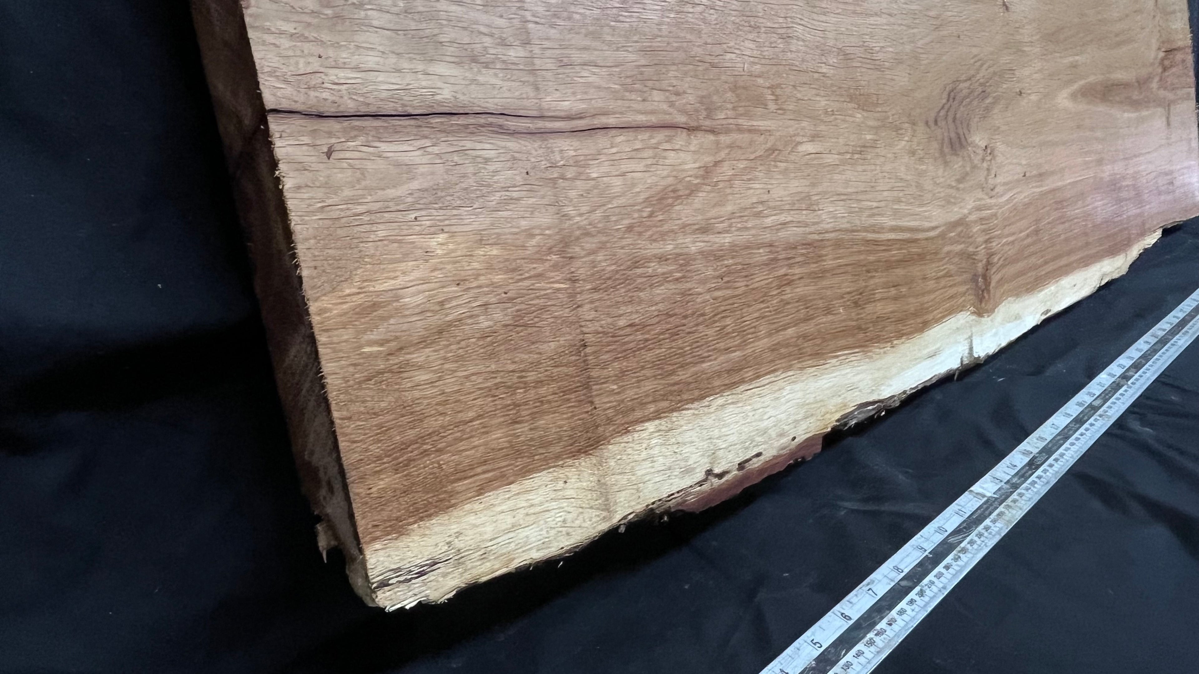 Oak coffee table top 1221 L x 459 W x 36 D mm (268)