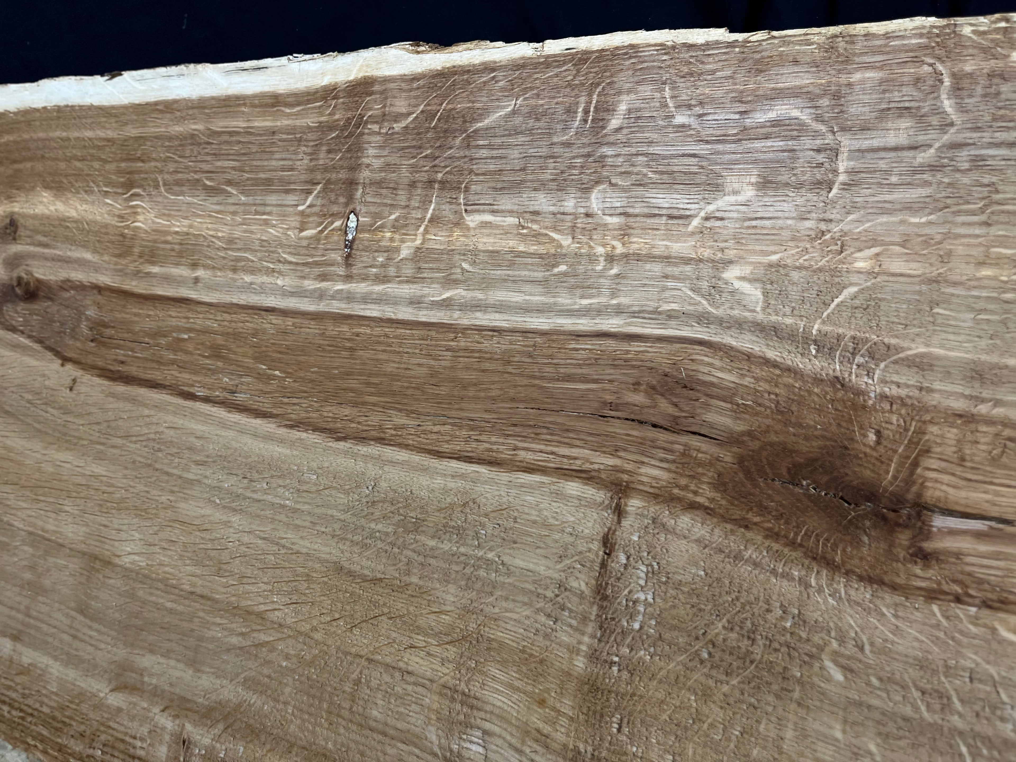 Oak coffee table top 1221 L x 459 W x 36 D mm (268)