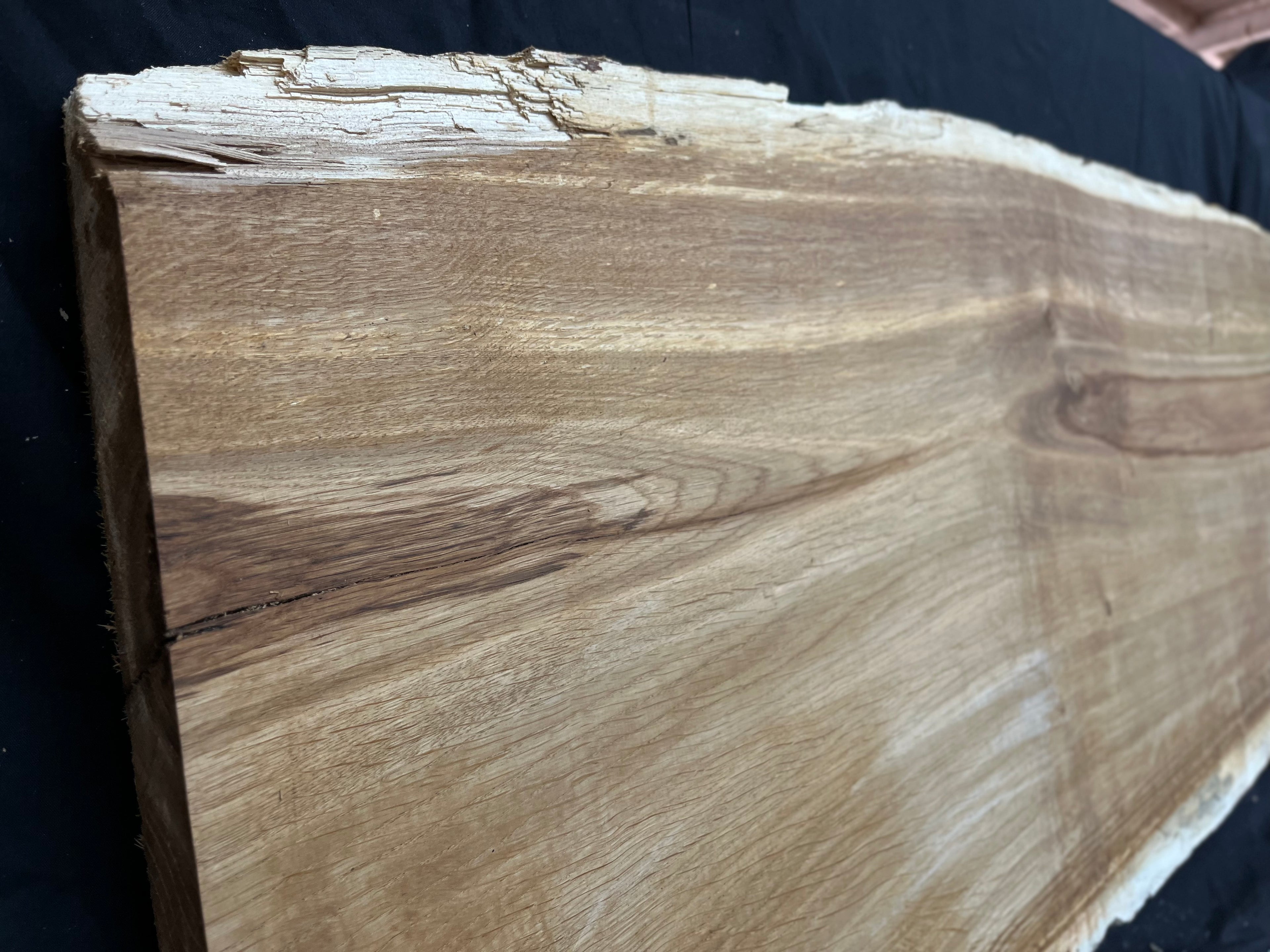 Oak coffee table top 1221 L x 459 W x 36 D mm (268)