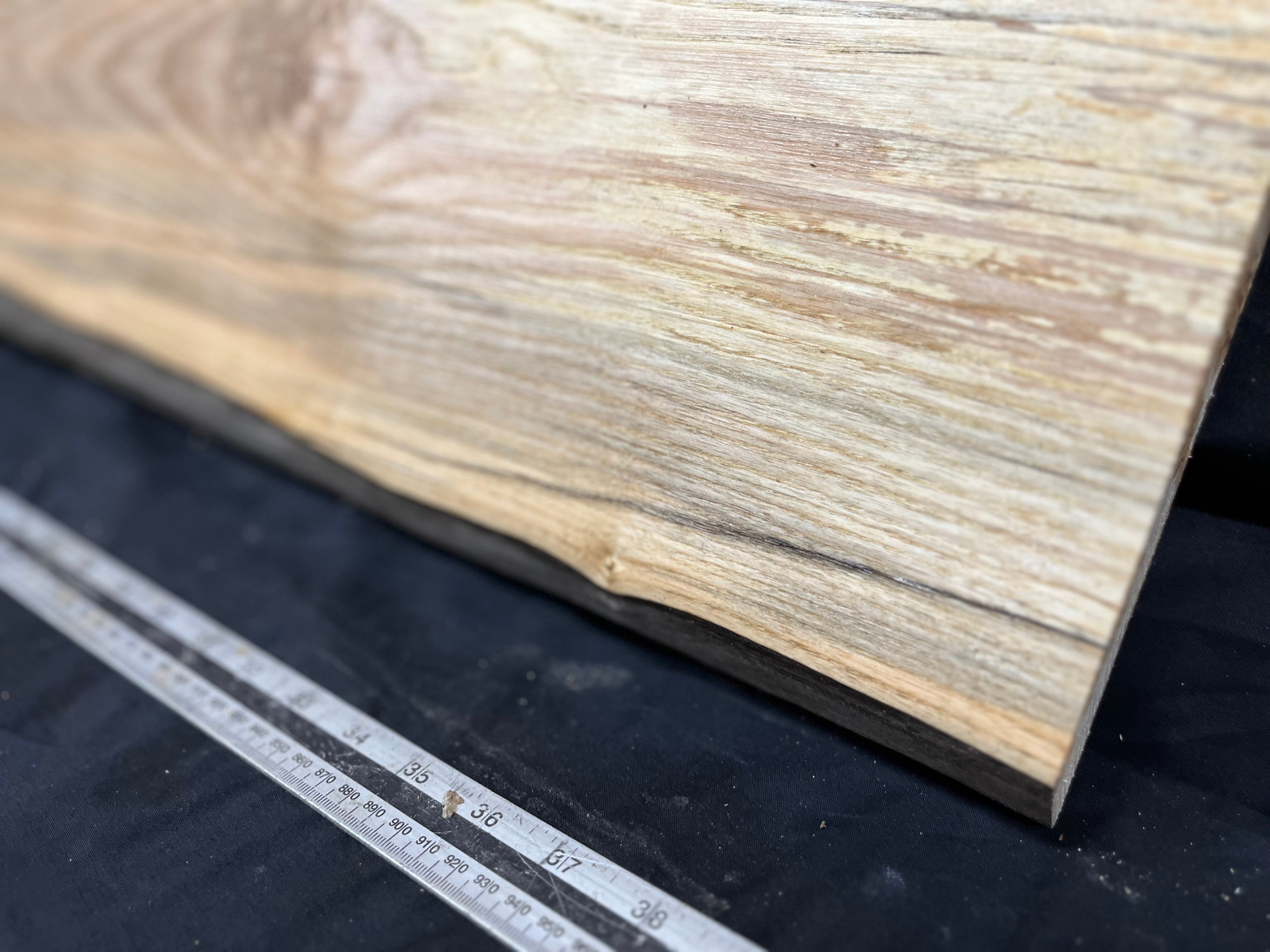 Ash hardwood window sill, plank 1032 L x 290 W x 33 D mm     (272)