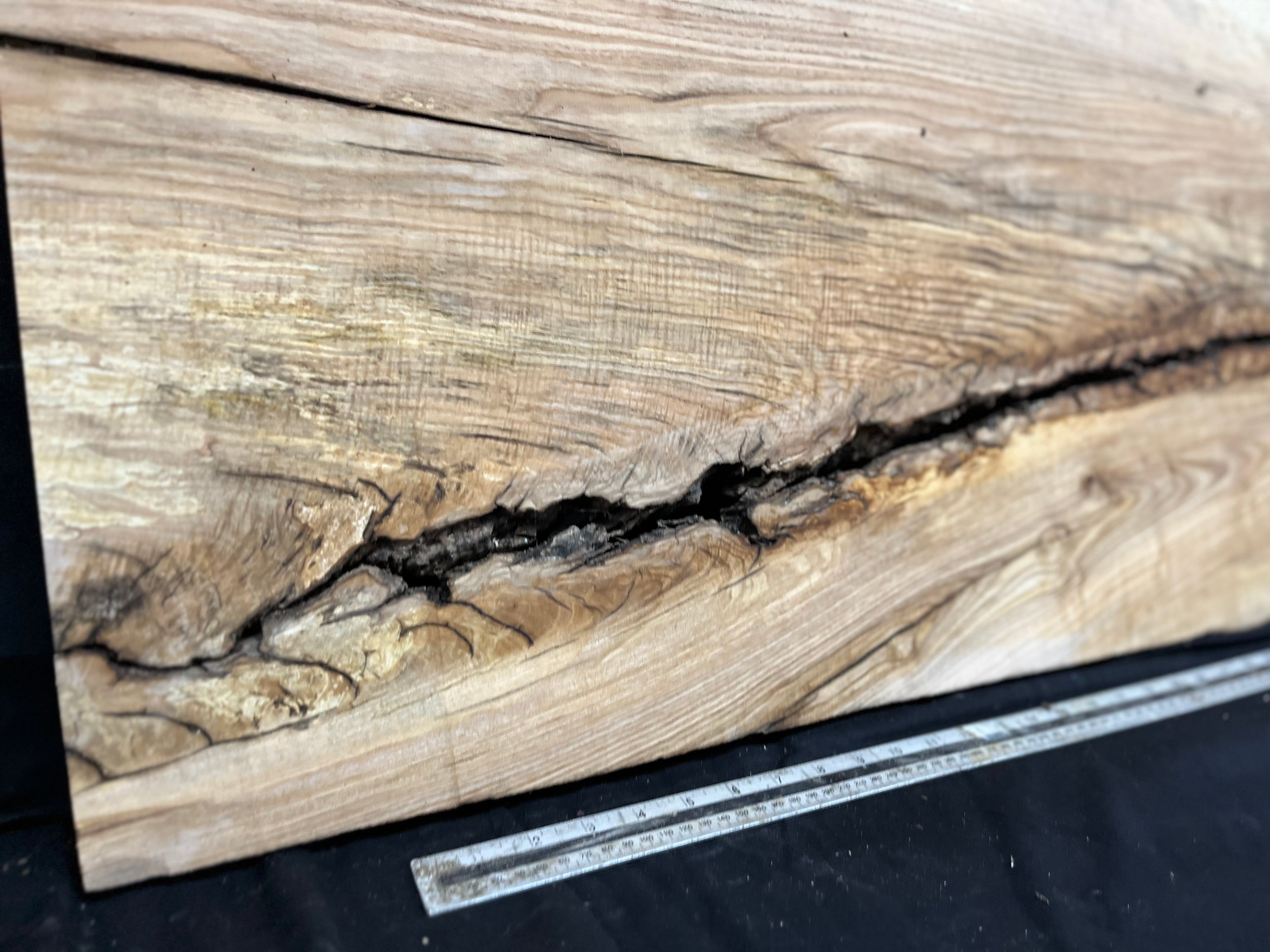 Coffee table top, ash hardwood 1201 L x 555 W x 31 D mm     (279)