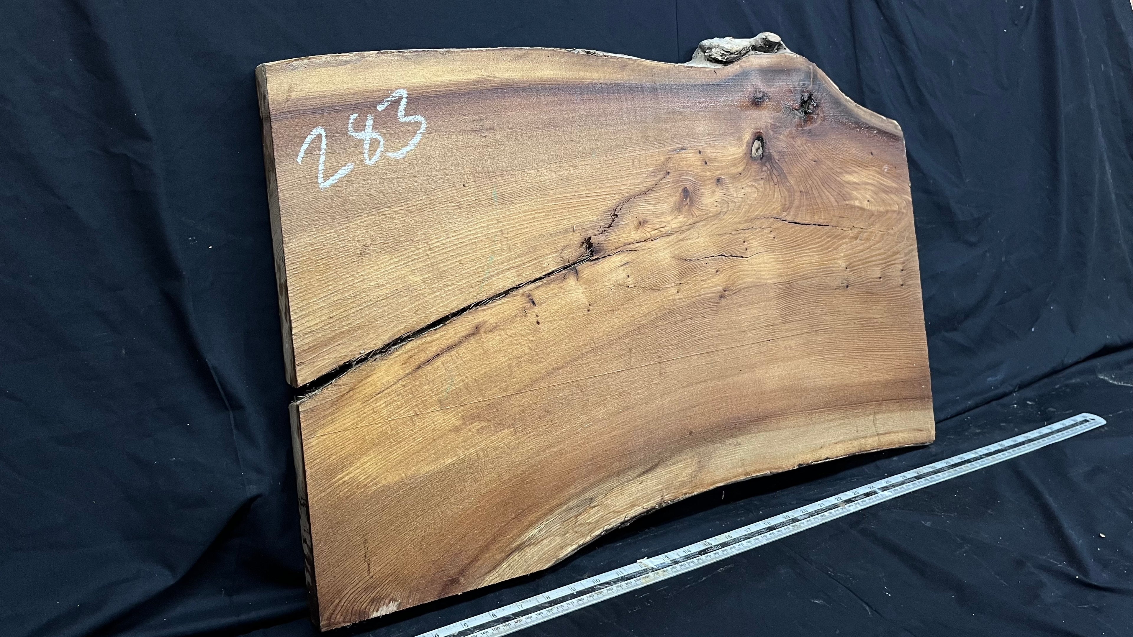 Elm sill, shelf,board, plank, 722 L x 470 W x 40 D mm    (283)