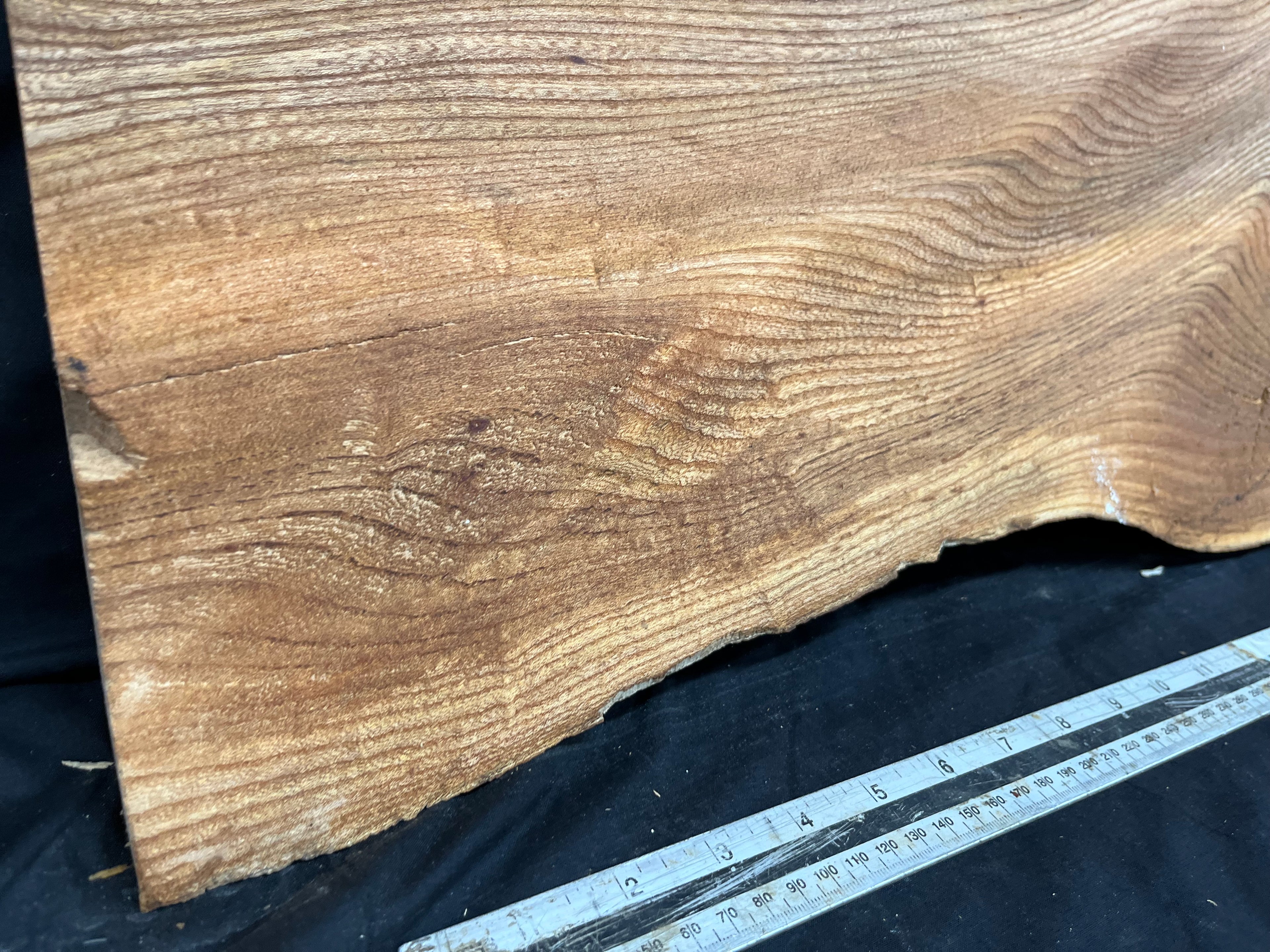 Elm sill, shelf,board, plank, 1097 L x 272 W x 40 D mm    (284)