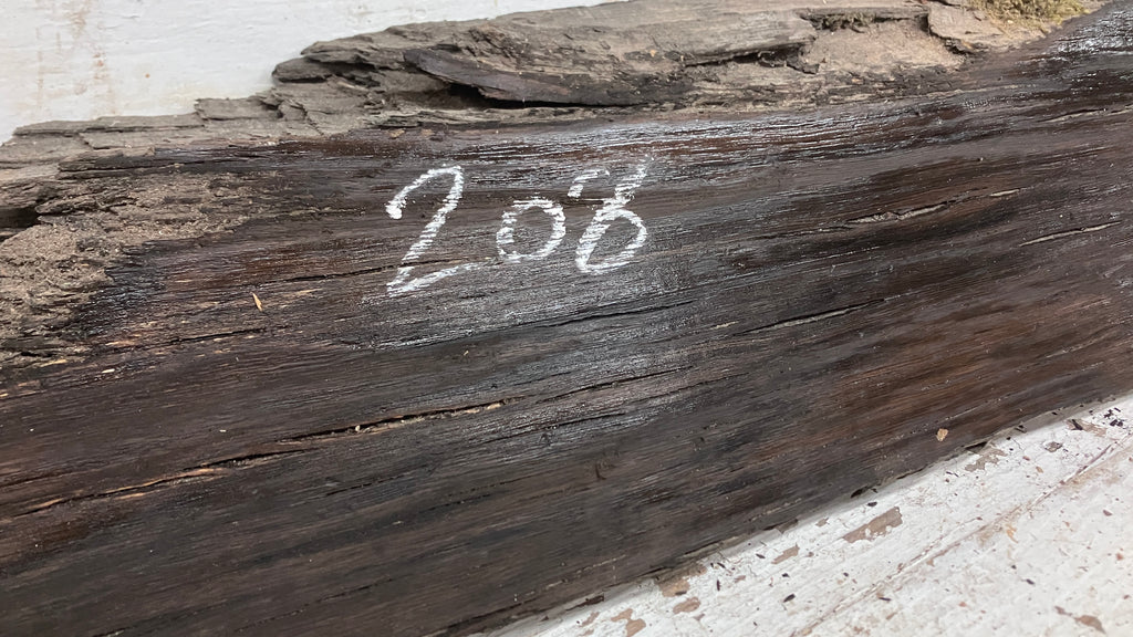 BOG OAK DRY RUSTIC HARDWOOD 882 L x 239 W x 45 D mm (208)