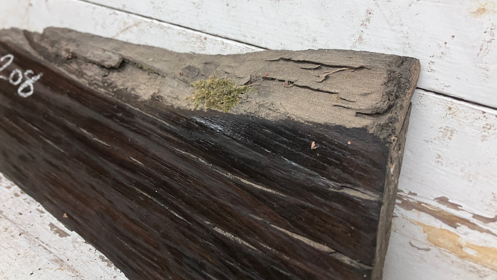 BOG OAK DRY RUSTIC HARDWOOD 882 L x 239 W x 45 D mm (208)