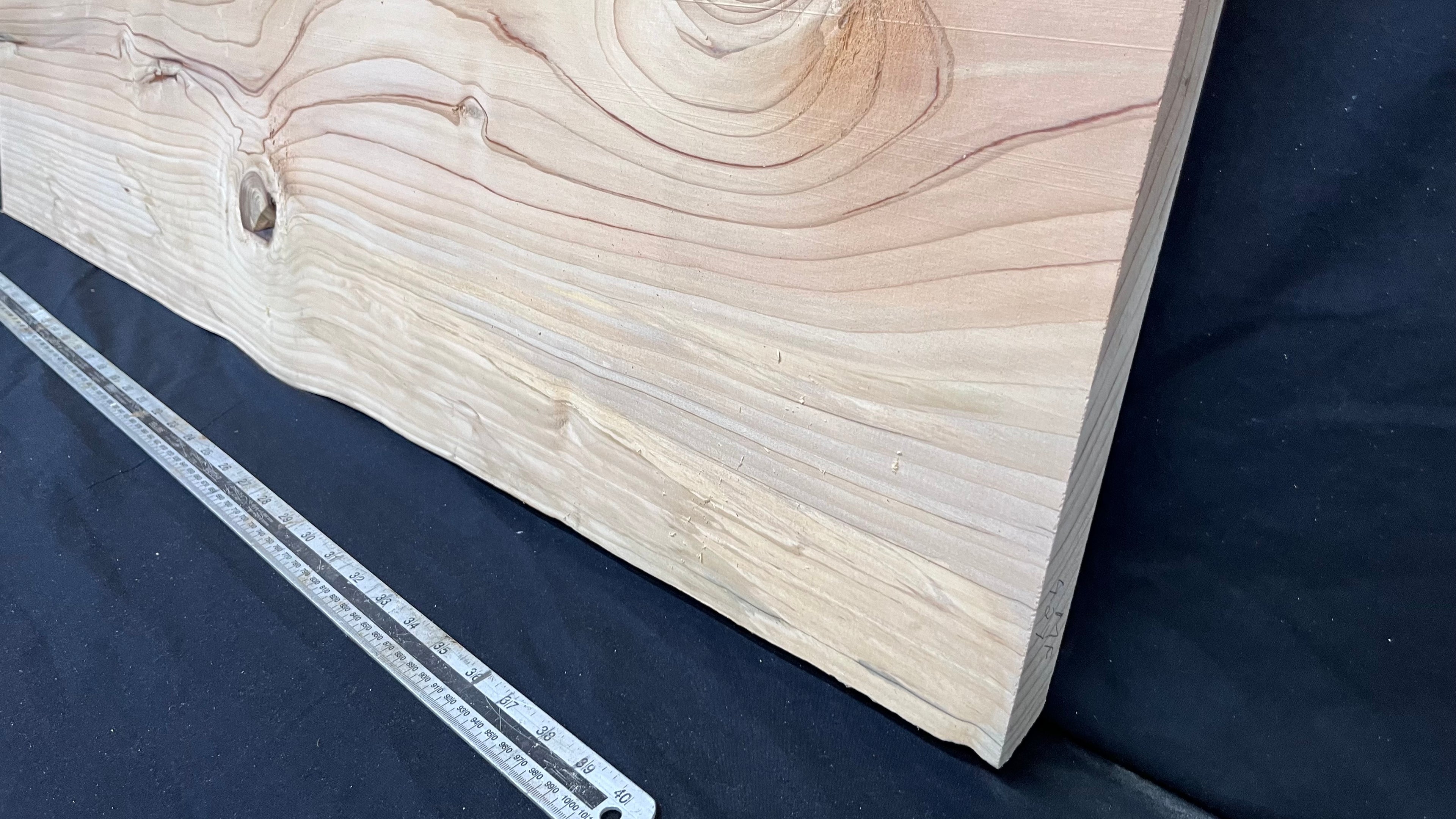 Cedar plank, timber, board. 1109 L x 533 W x 27 D mm  (427mf)