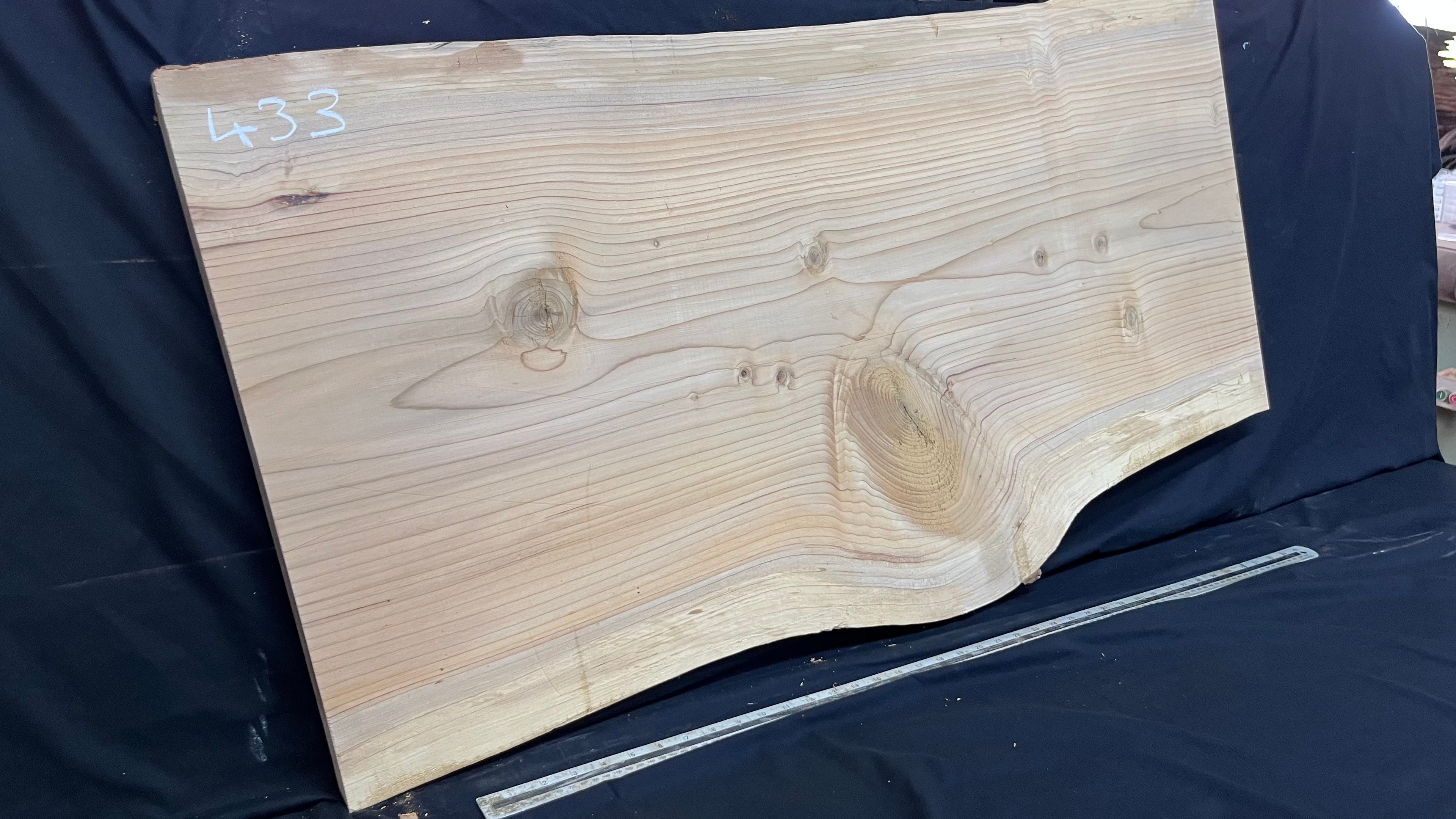 Cedar plank, timber, board. 1160 L x 600 W x 29 D mm  (433mf)