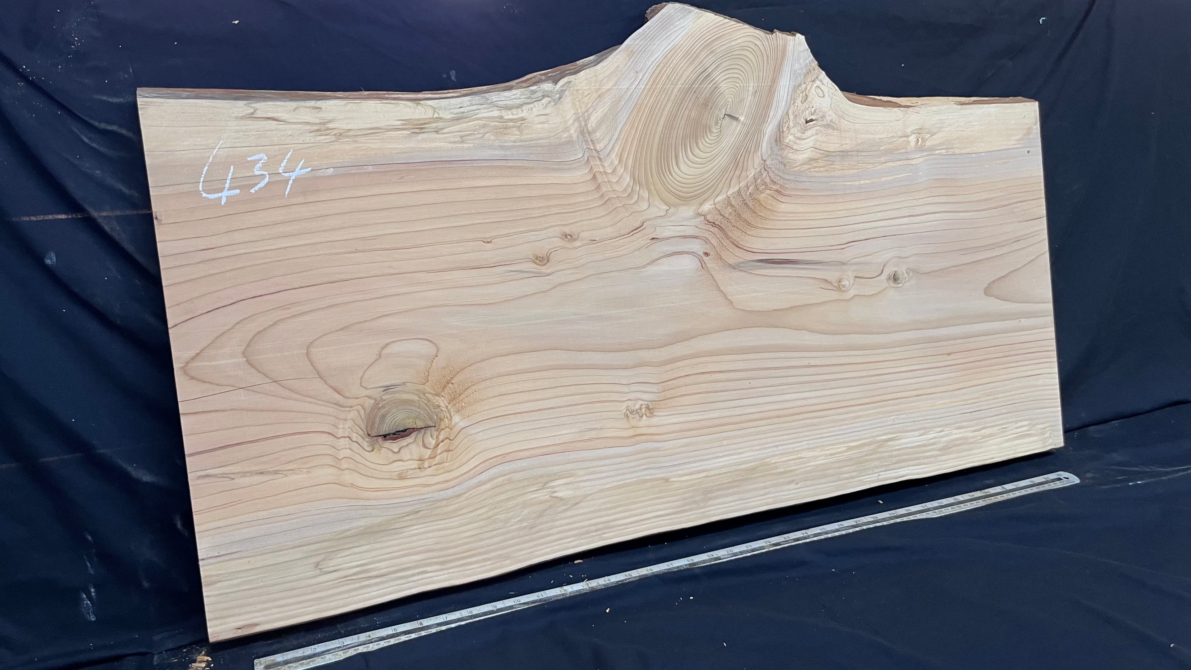 Cedar plank, timber, board. 1160 L x 600 W x 29 D mm  (433mf)