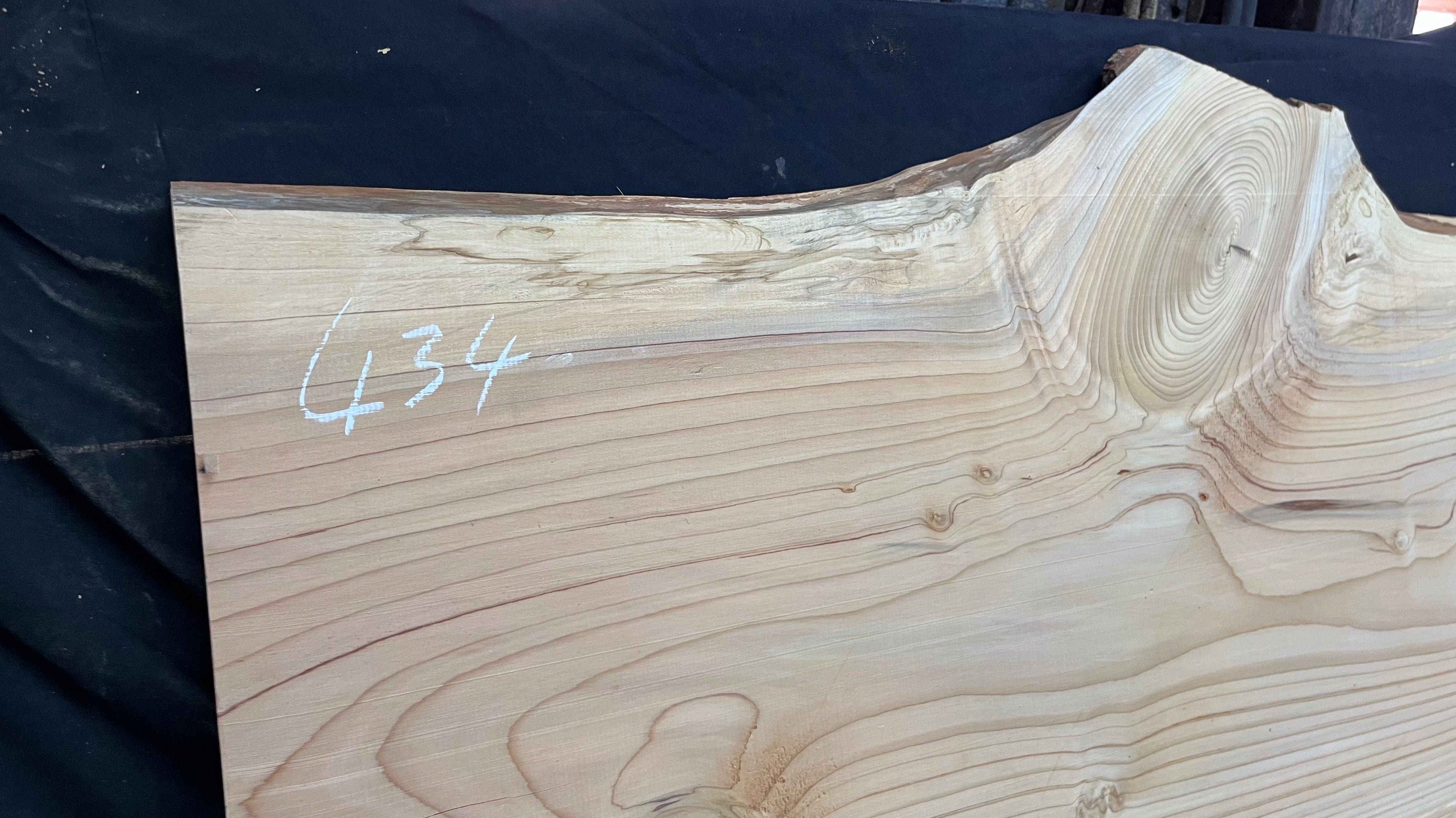 Cedar plank, timber, board. 1104 L x 607 W x 29 D mm  (434mf)