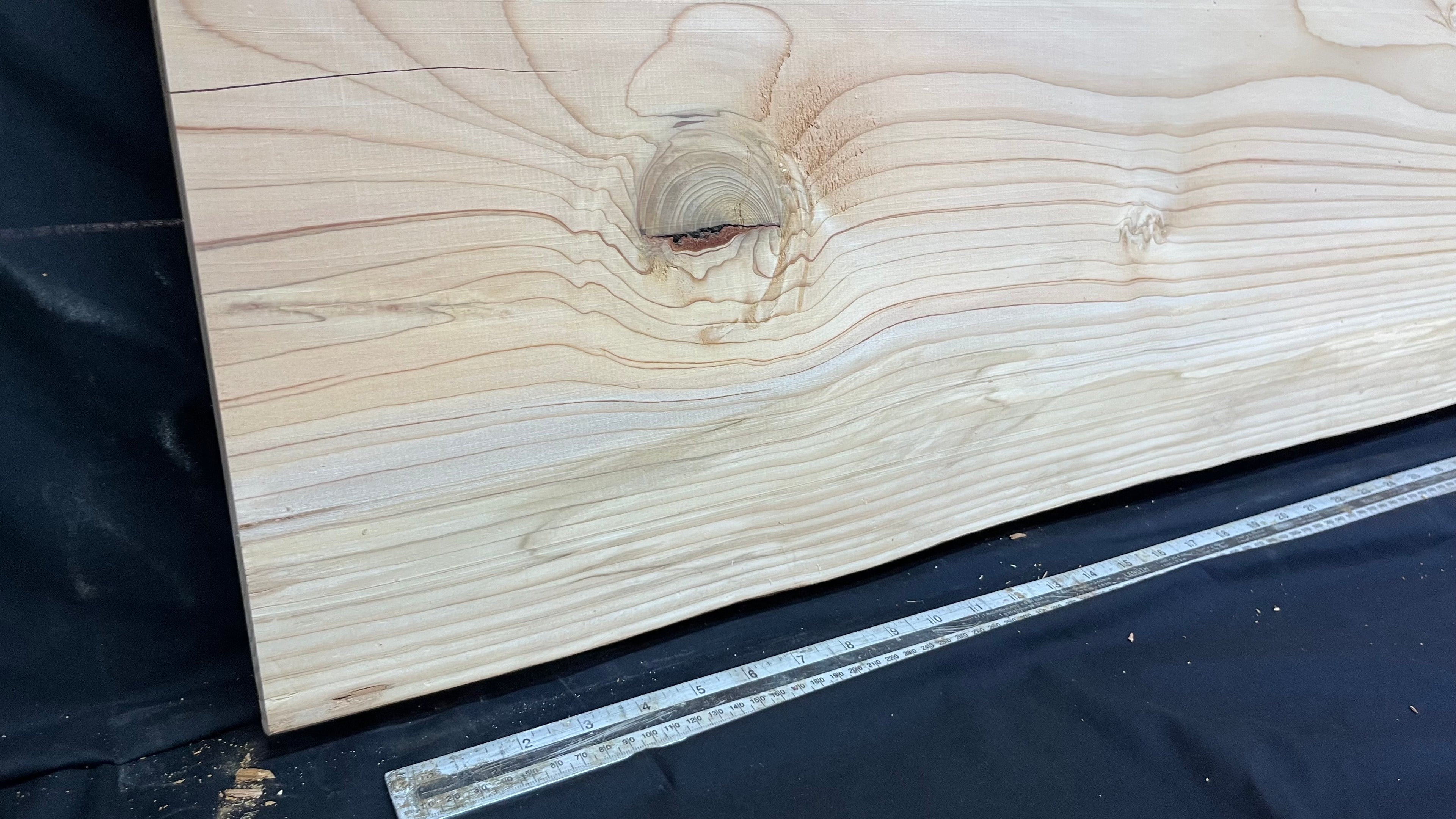 Cedar plank, timber, board. 1160 L x 600 W x 29 D mm  (433mf)