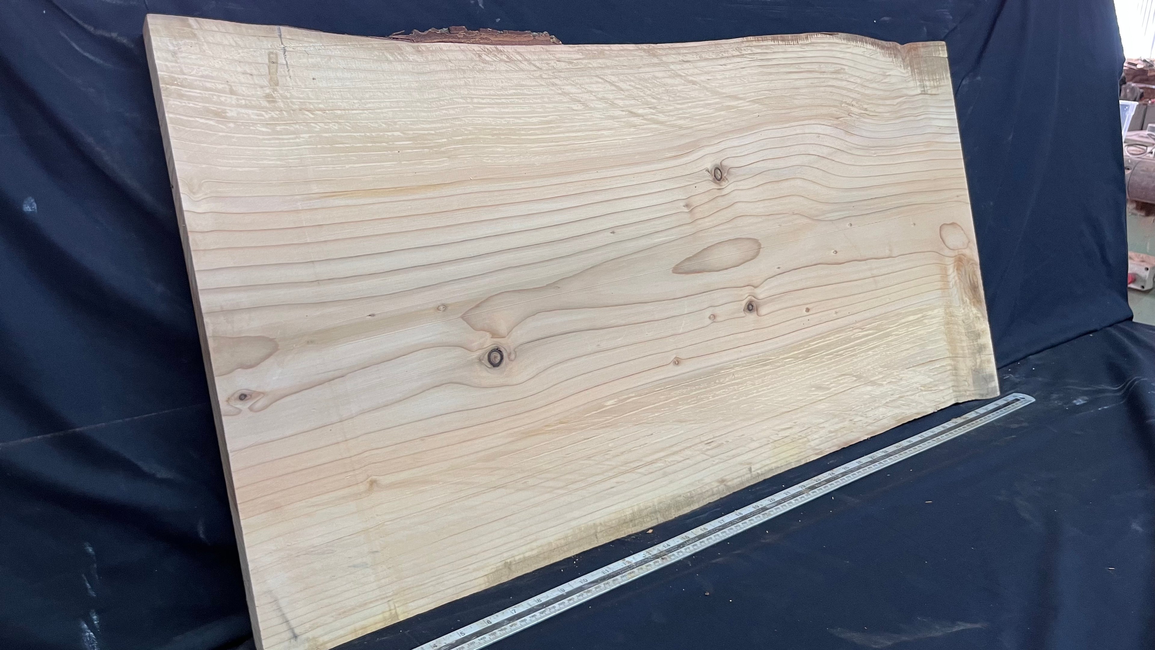 Cedar plank, timber, board, coffee table top. 1021 L x 505 W x 28 D mm  (439mf)