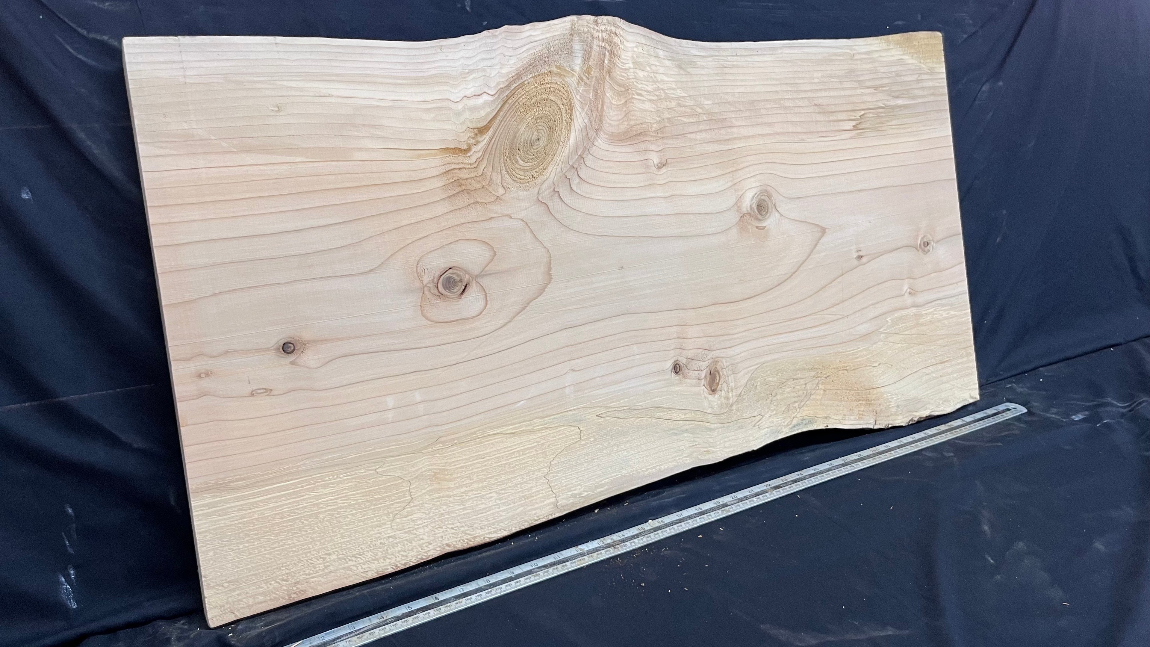 Cedar plank, timber, board, coffee table top. 993 L x 508 W x 29 D mm  (441mf)