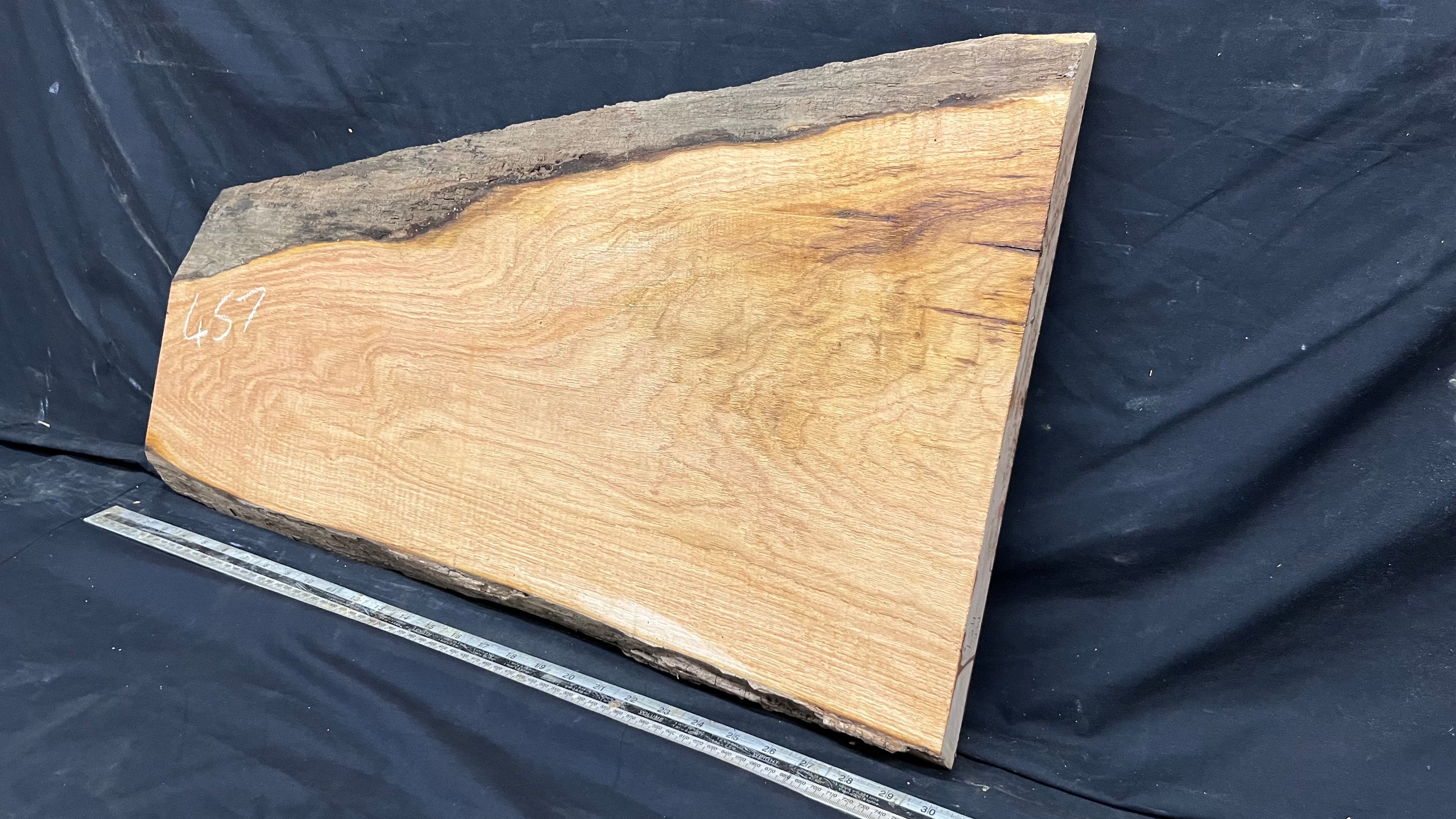 Oak hardwood, shelving, shelf, 730 L x 432 W x 34 D mm      (457mt)