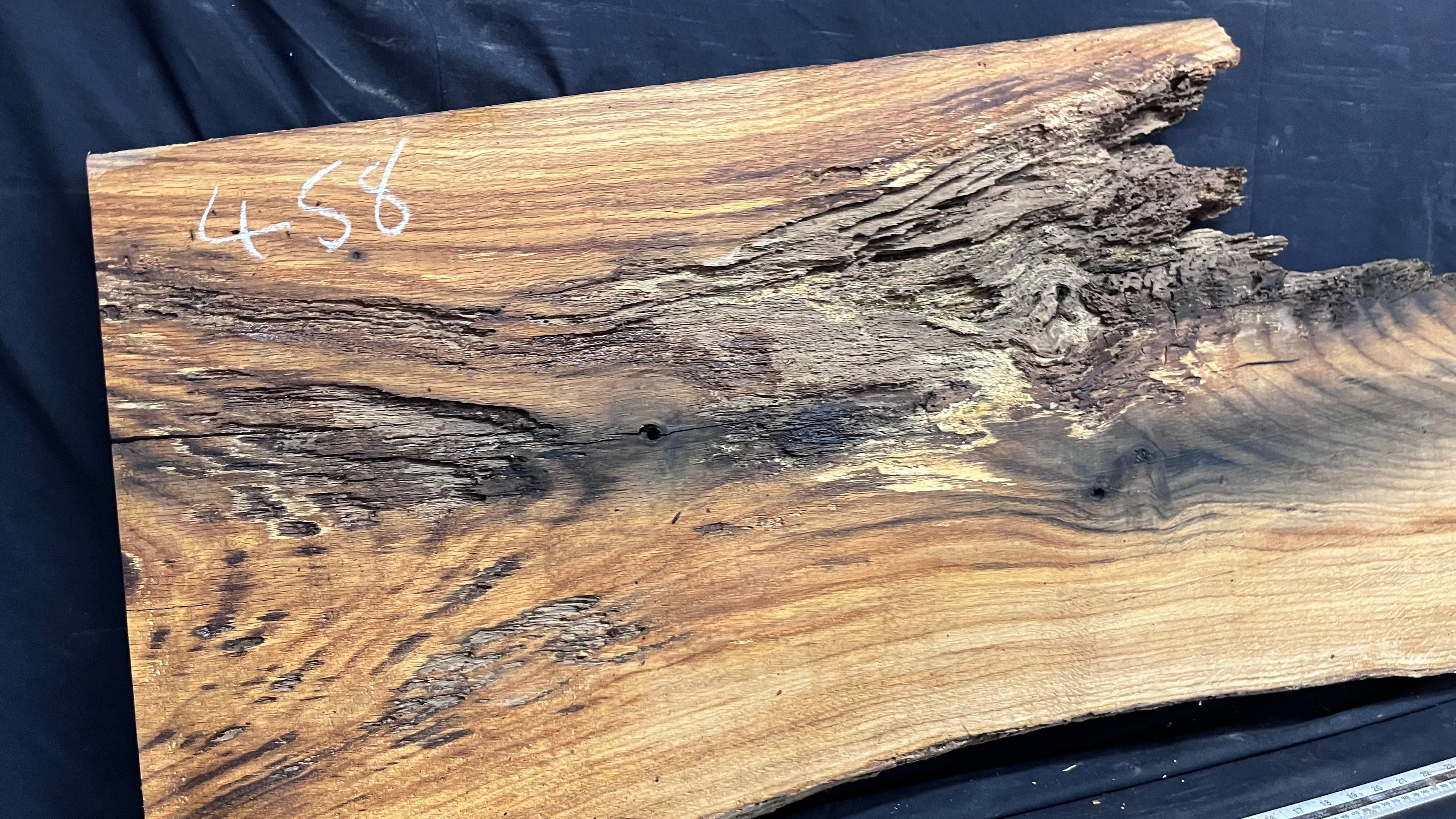 Oak hardwood, resin project, table top, 1478 L x 463 W x 40 D mm      (458mt)