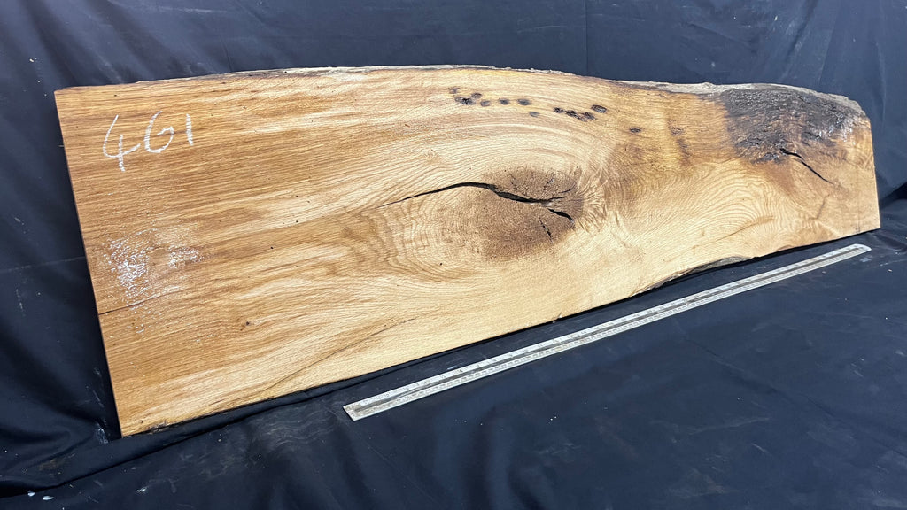 Oak hardwood, floating shelf, 1365 L x 365 W x 25 D mm      (461mt)