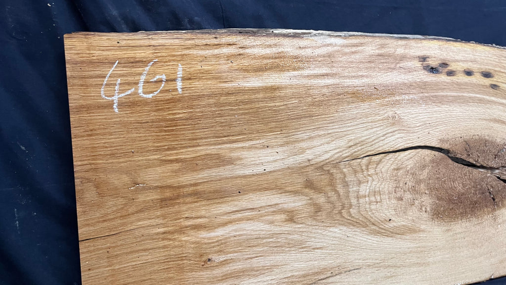 Oak hardwood, floating shelf, 1365 L x 365 W x 25 D mm      (461mt)