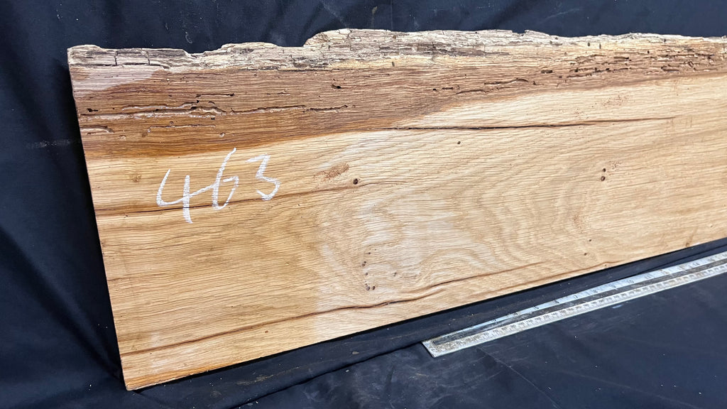 Oak hardwood, floating shelf, 1510 L x 260 W x 32 D mm      (463mt)