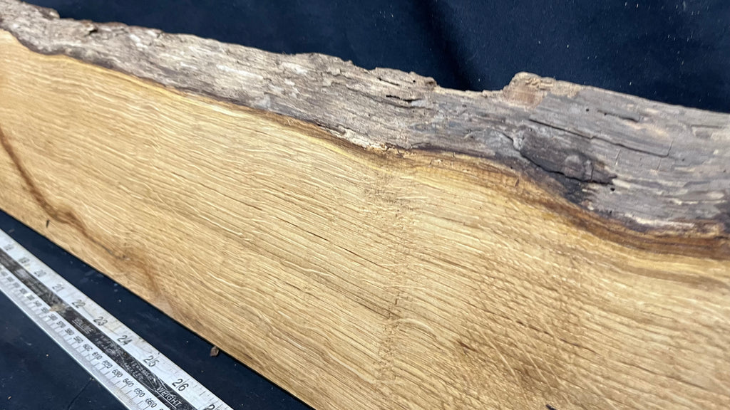 Oak, shelving, mantle, 1480 L x230 W x 18 D mm      (469mt)