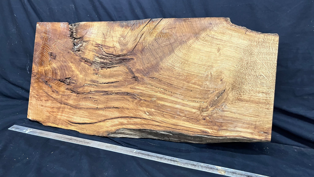 Oak slab, shelving, board, mantel 845 L x 395 W x 65 D mm      (482mt)